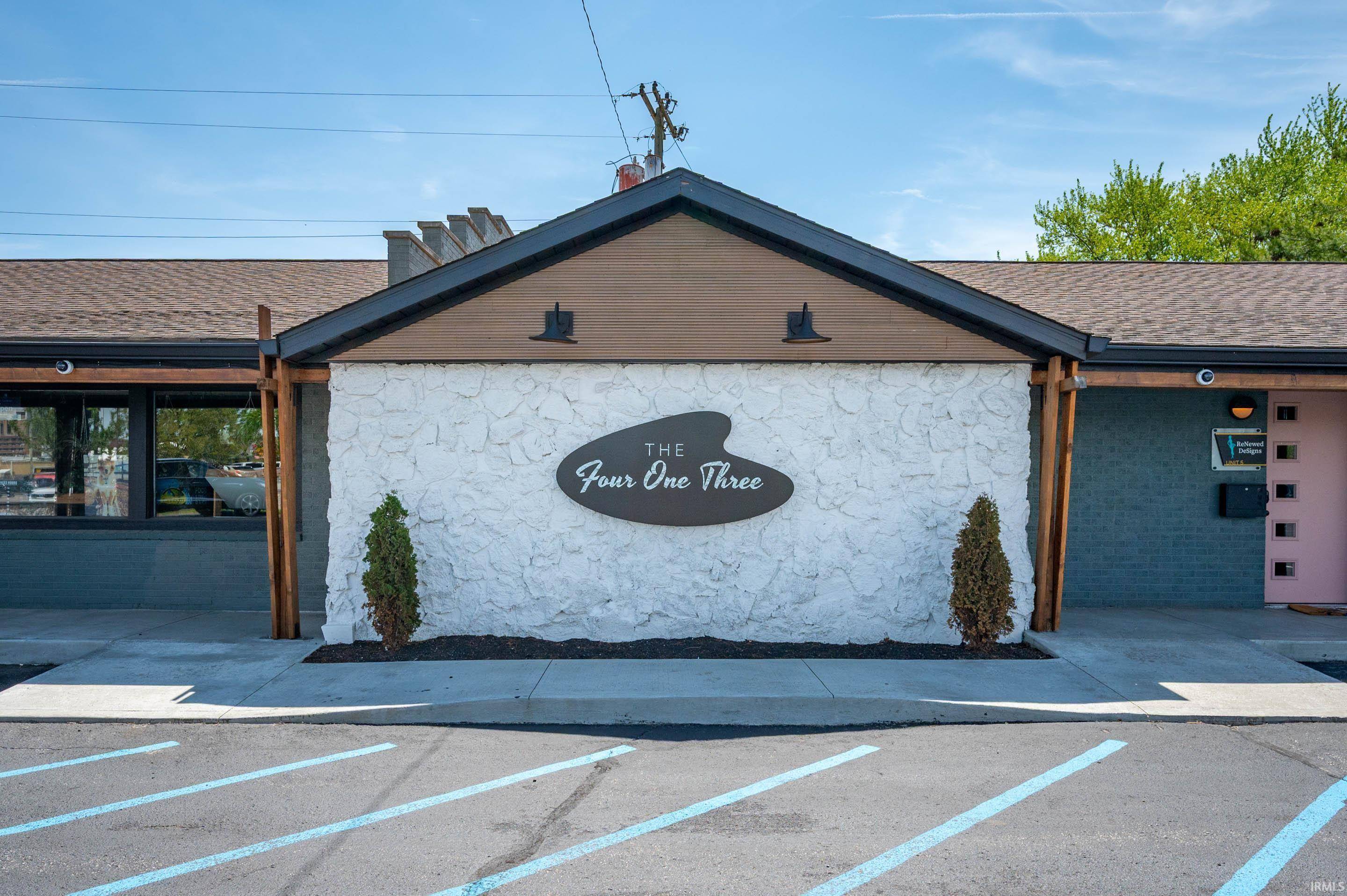 Muncie, IN 47304,413 S Tillotson Avenue #2/3