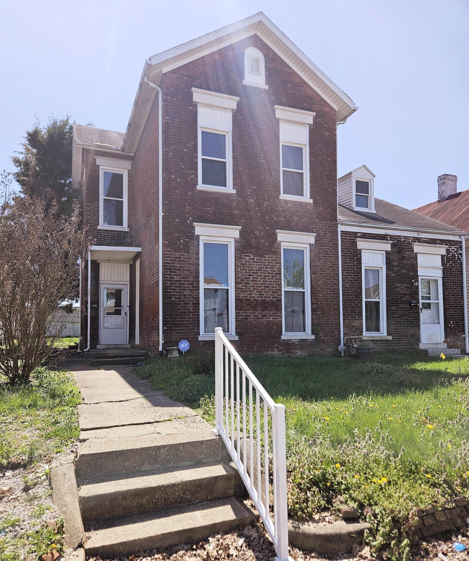 Evansville, IN 47712,1912 1914 W Indiana Street
