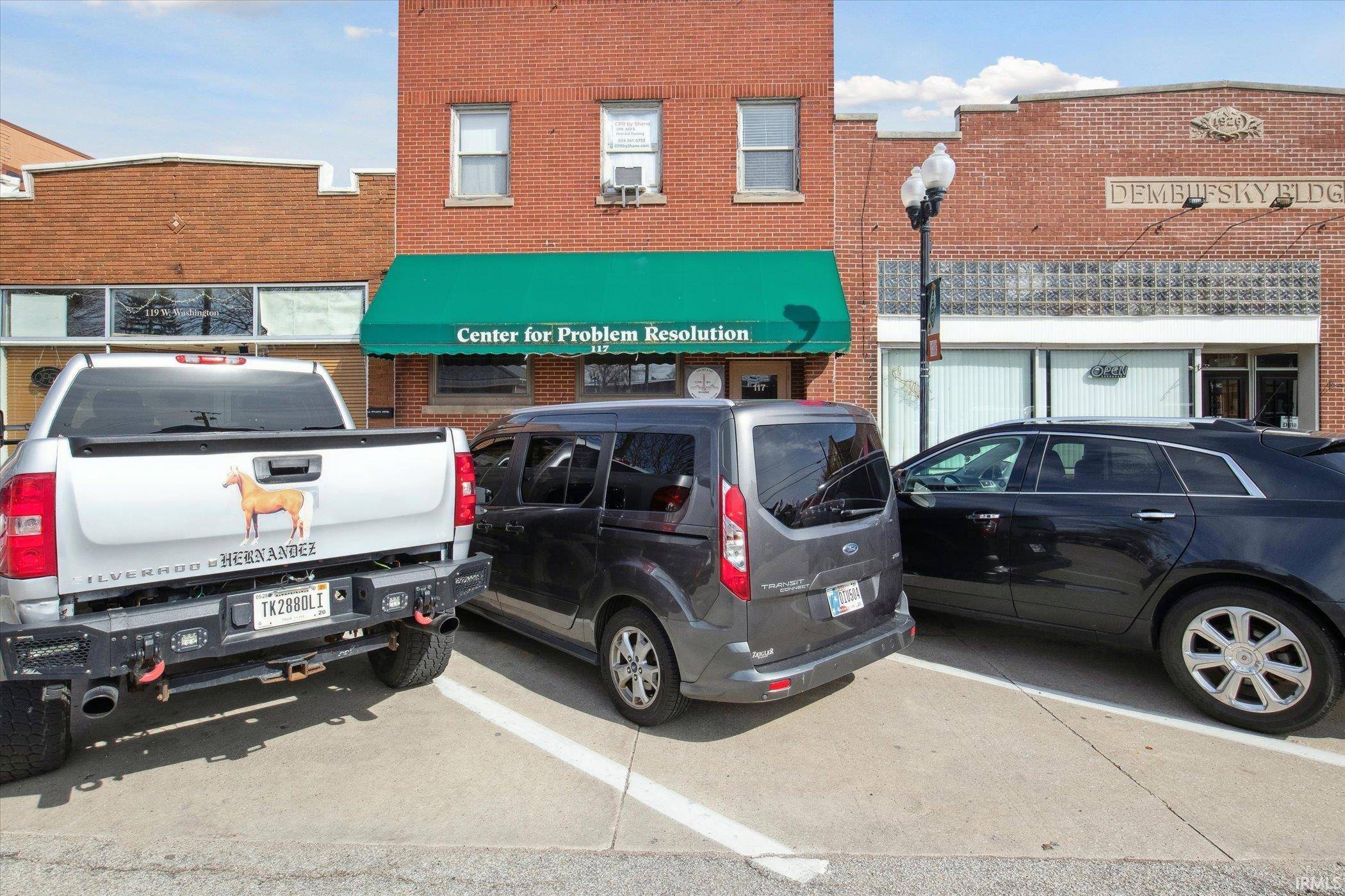 Goshen, IN 46526,117 W Washington Street