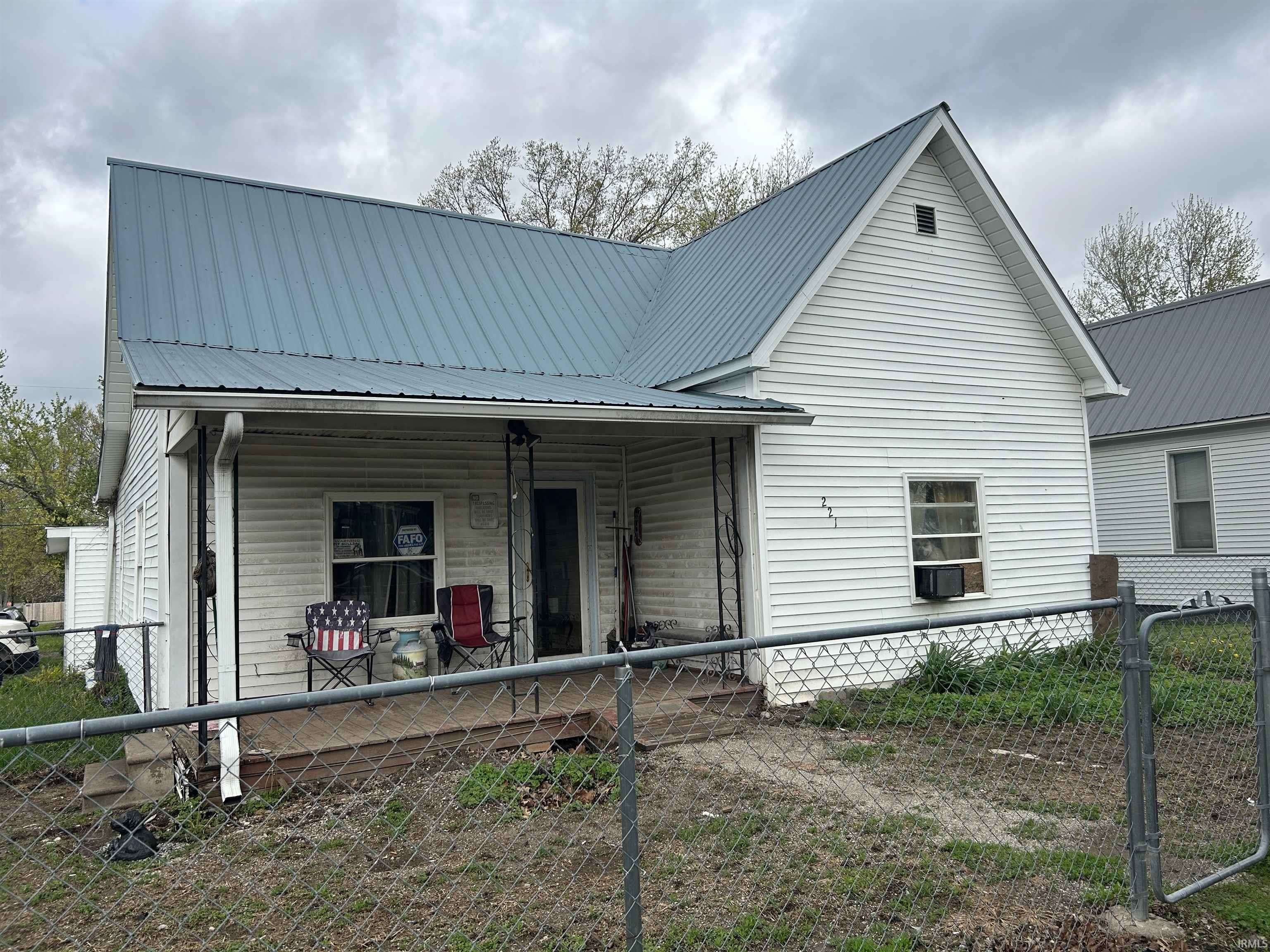 Jasonville, IN 47438,221 S Levy Street