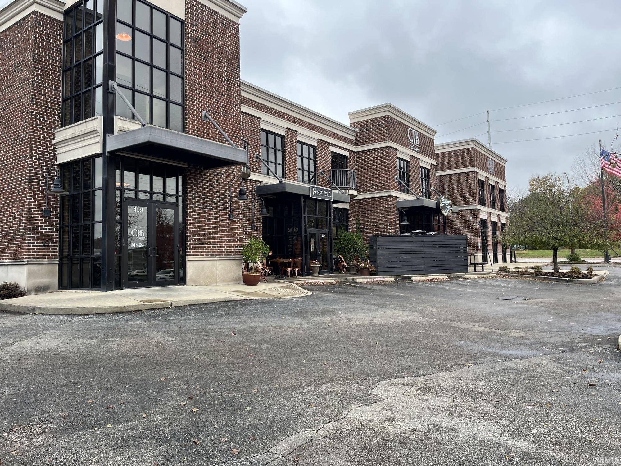 Bloomington, IN 47403,405 W Patterson Drive