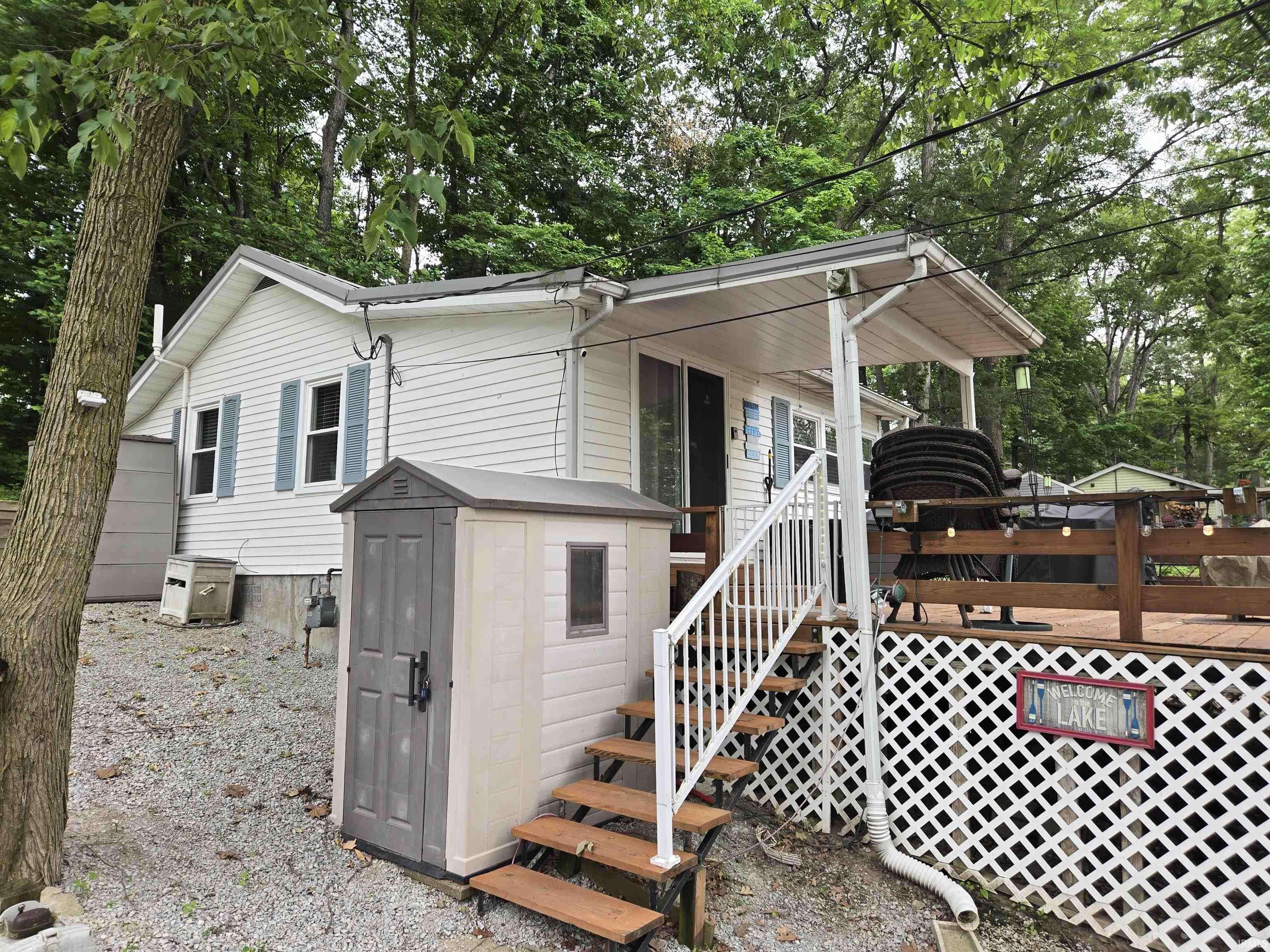 Monticello, IN 47960,10977 N Lower Lakeshore Drive