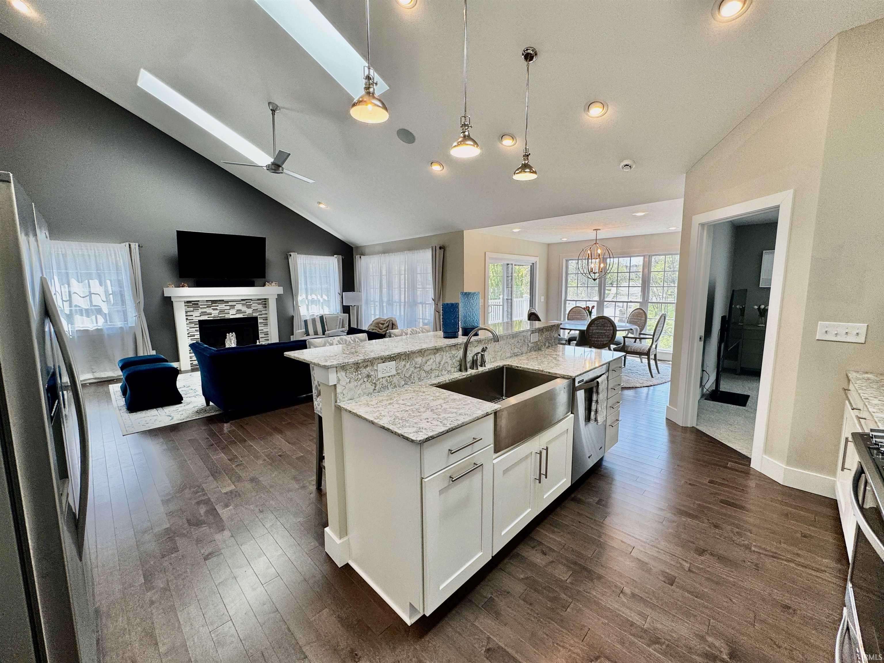 Bloomington, IN 47401,1630 S Hathaway Court