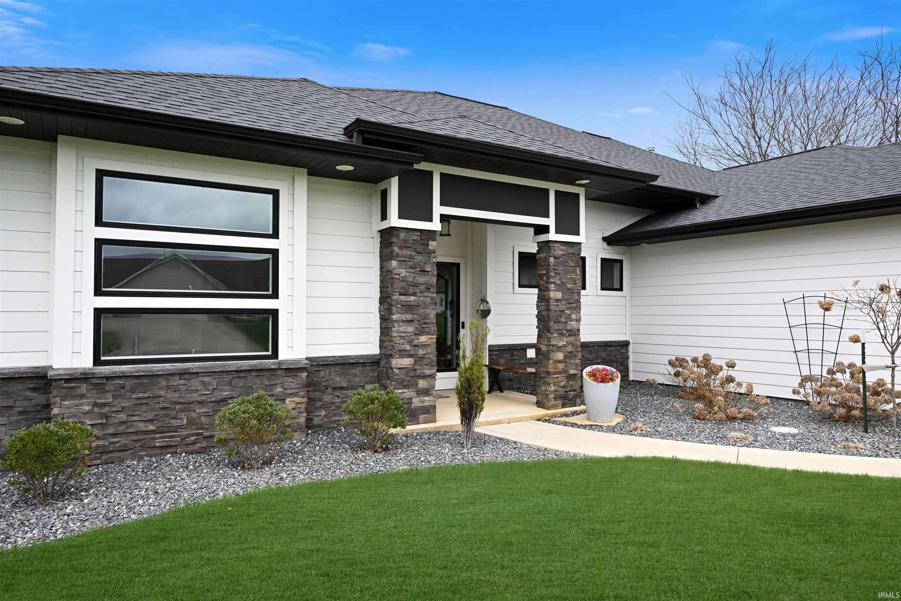 Leesburg, IN 46538,5067 N Sawgrass Lane