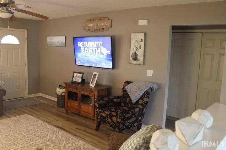 Albany, IN 47320,1372 E Pittenger Court