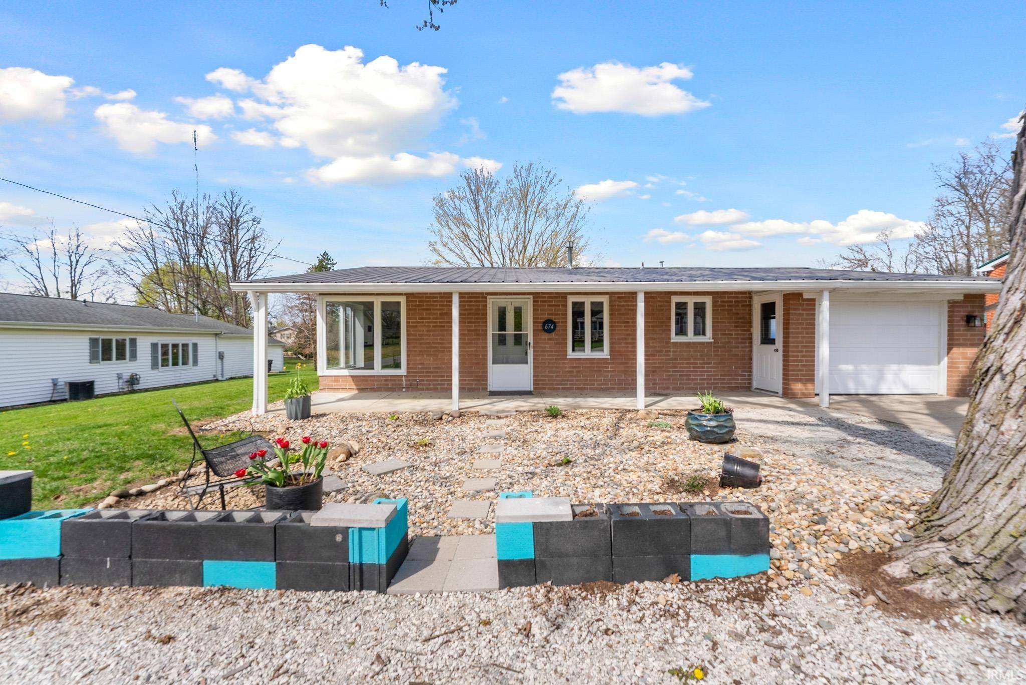 North Webster, IN 46555-9619,674 N Center Street