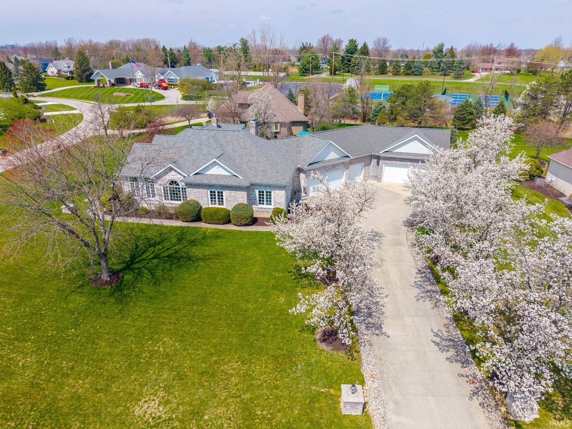 Fort Wayne, IN 46814,1521 Sycamore Hills Drive