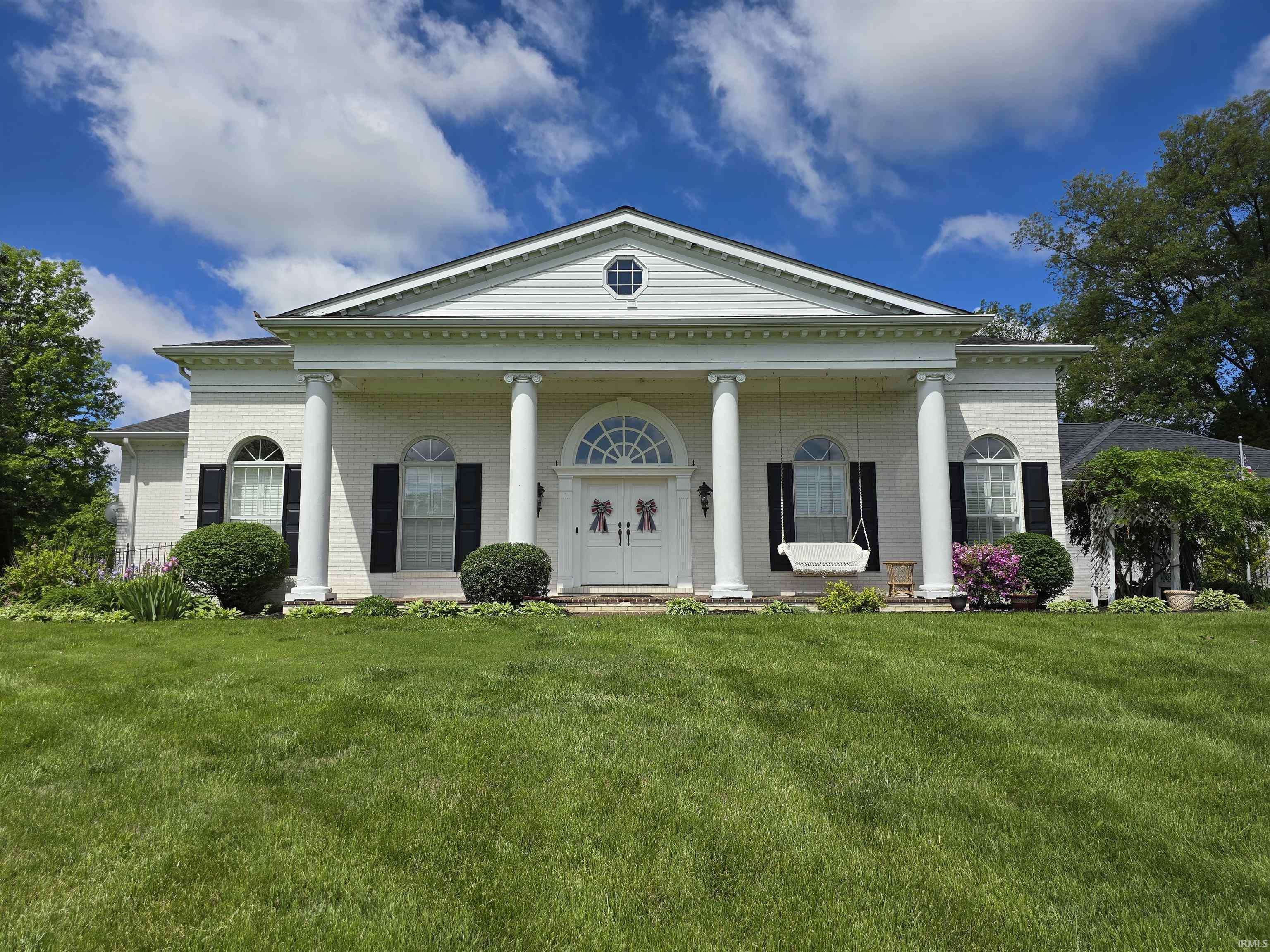 Newburgh, IN 47630-8157,1711 Old Plank Road