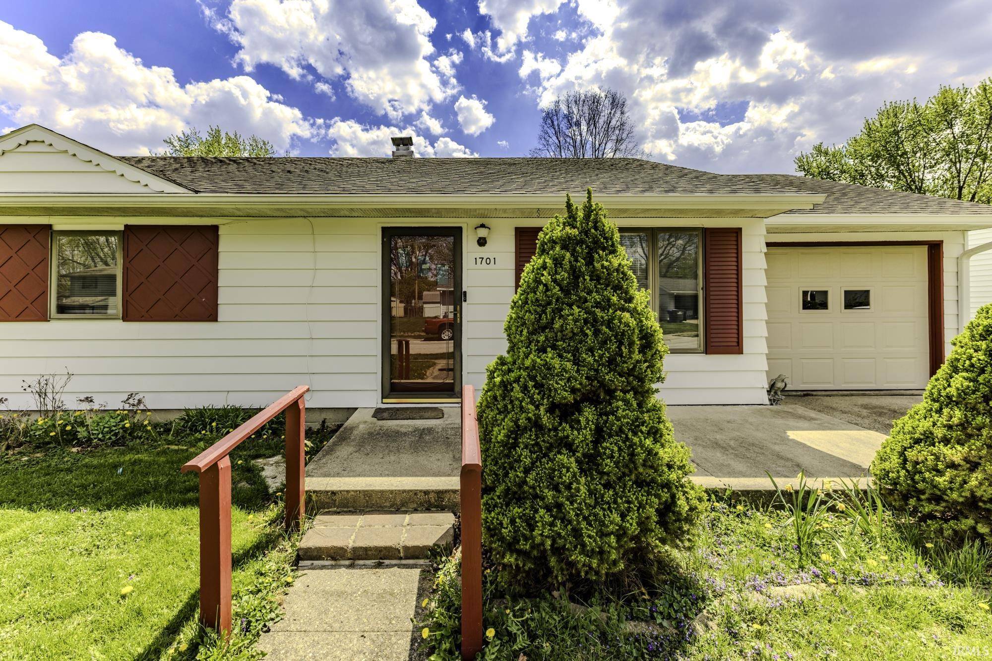 Kokomo, IN 46902,1701 Oakhill Road