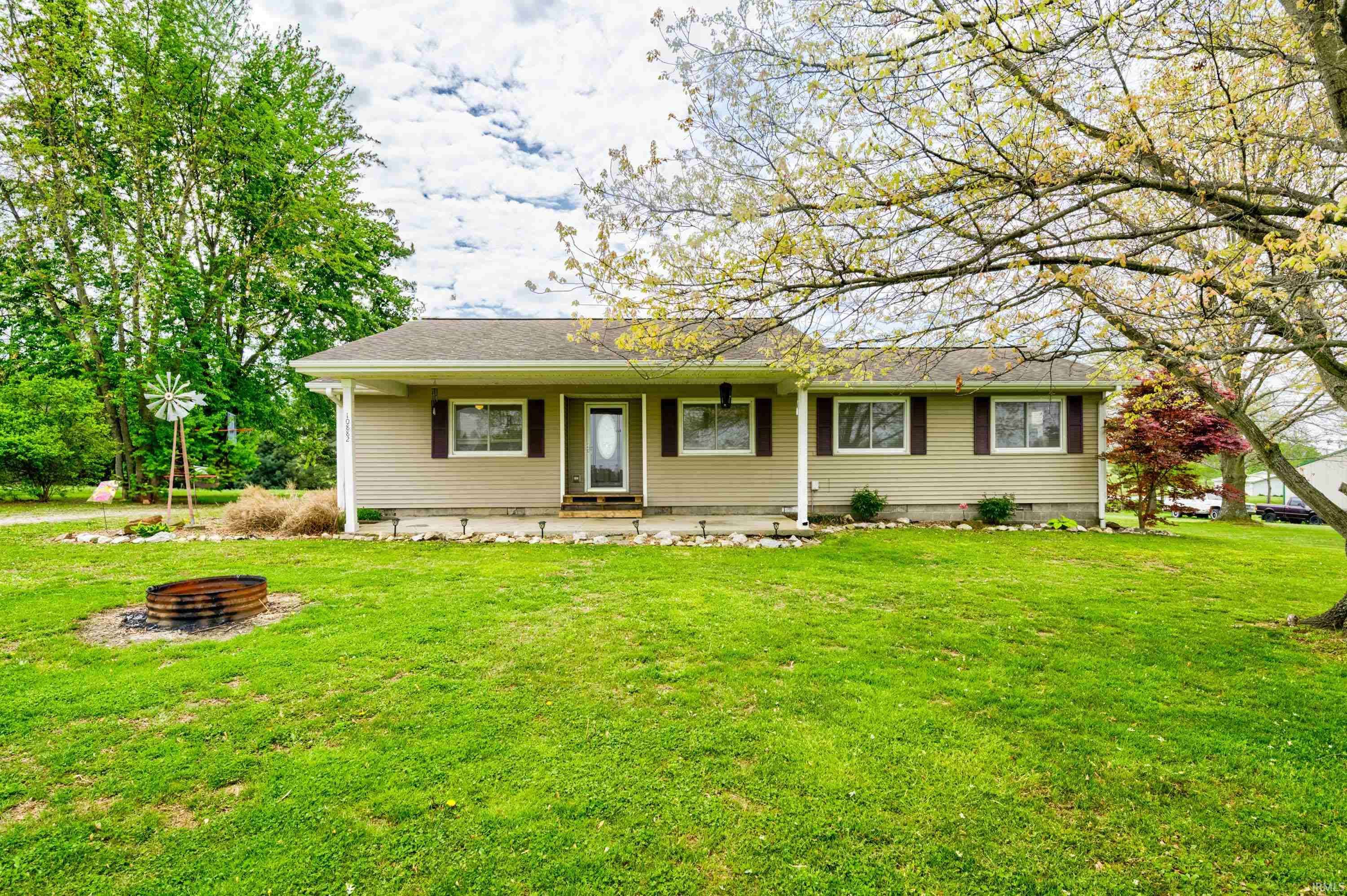 Huntingburg, IN 47542,10882 S 200 W