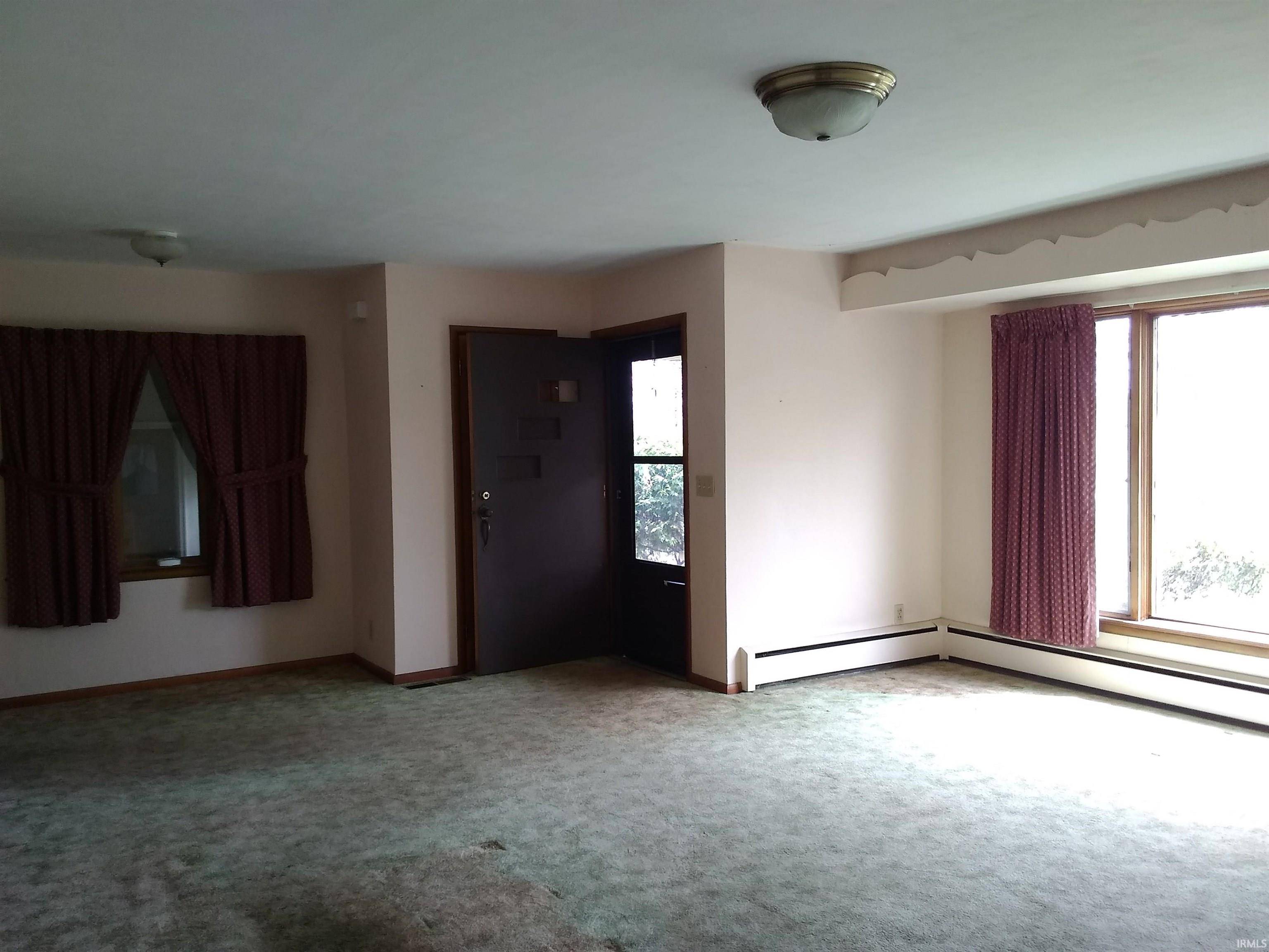 Middlebury, IN 46540-9069,814 Wayne Street