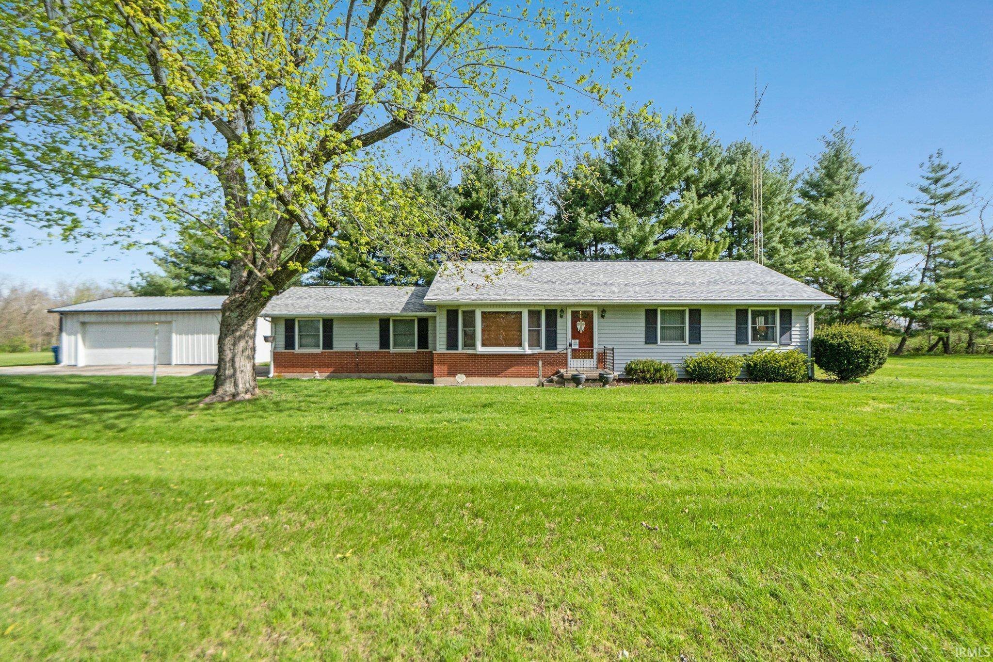 Lafontaine, IN 46940-9132,2326 E 1050 S