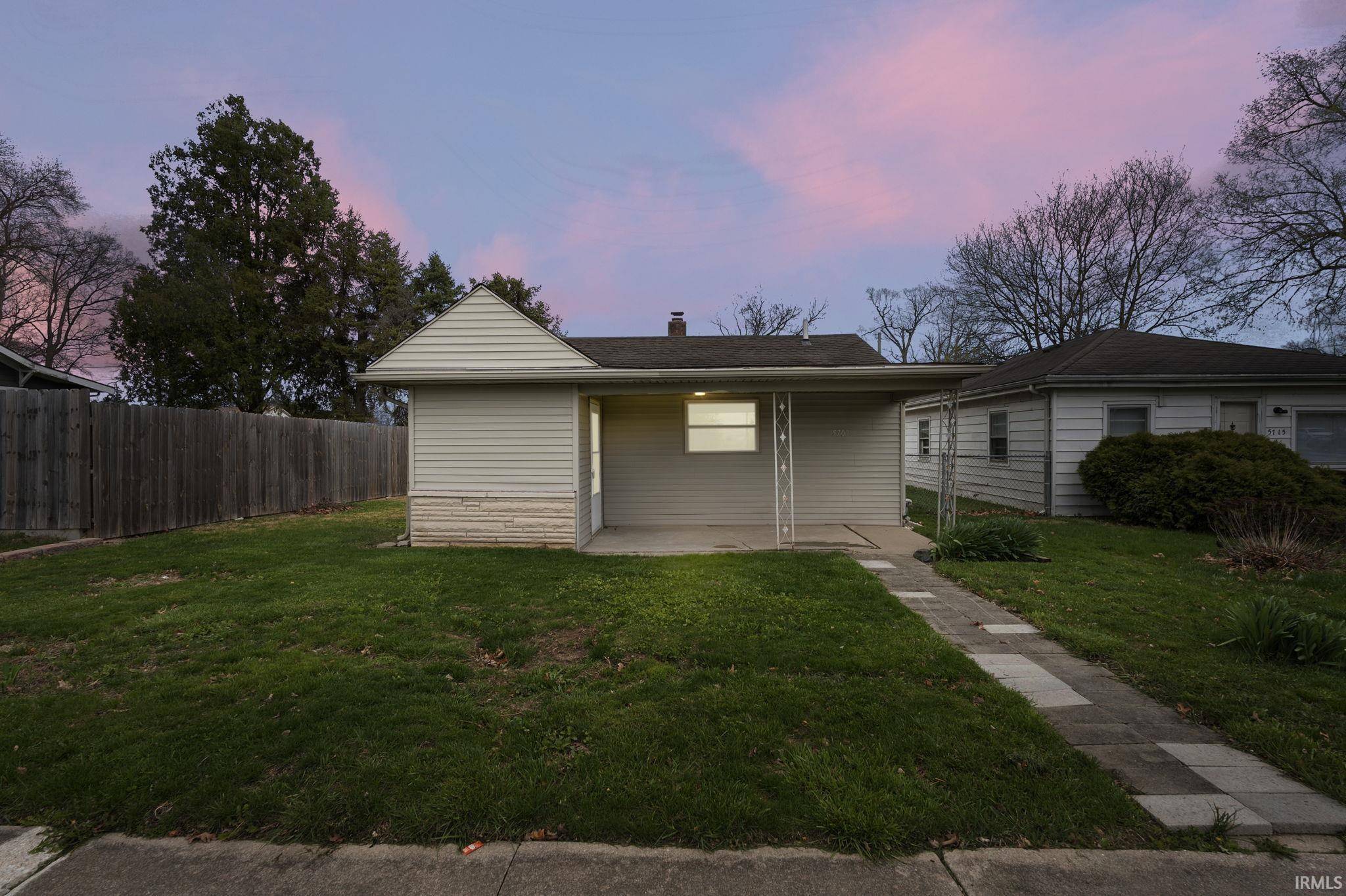 Fort Wayne, IN 46807,5709 Hoagland Avenue