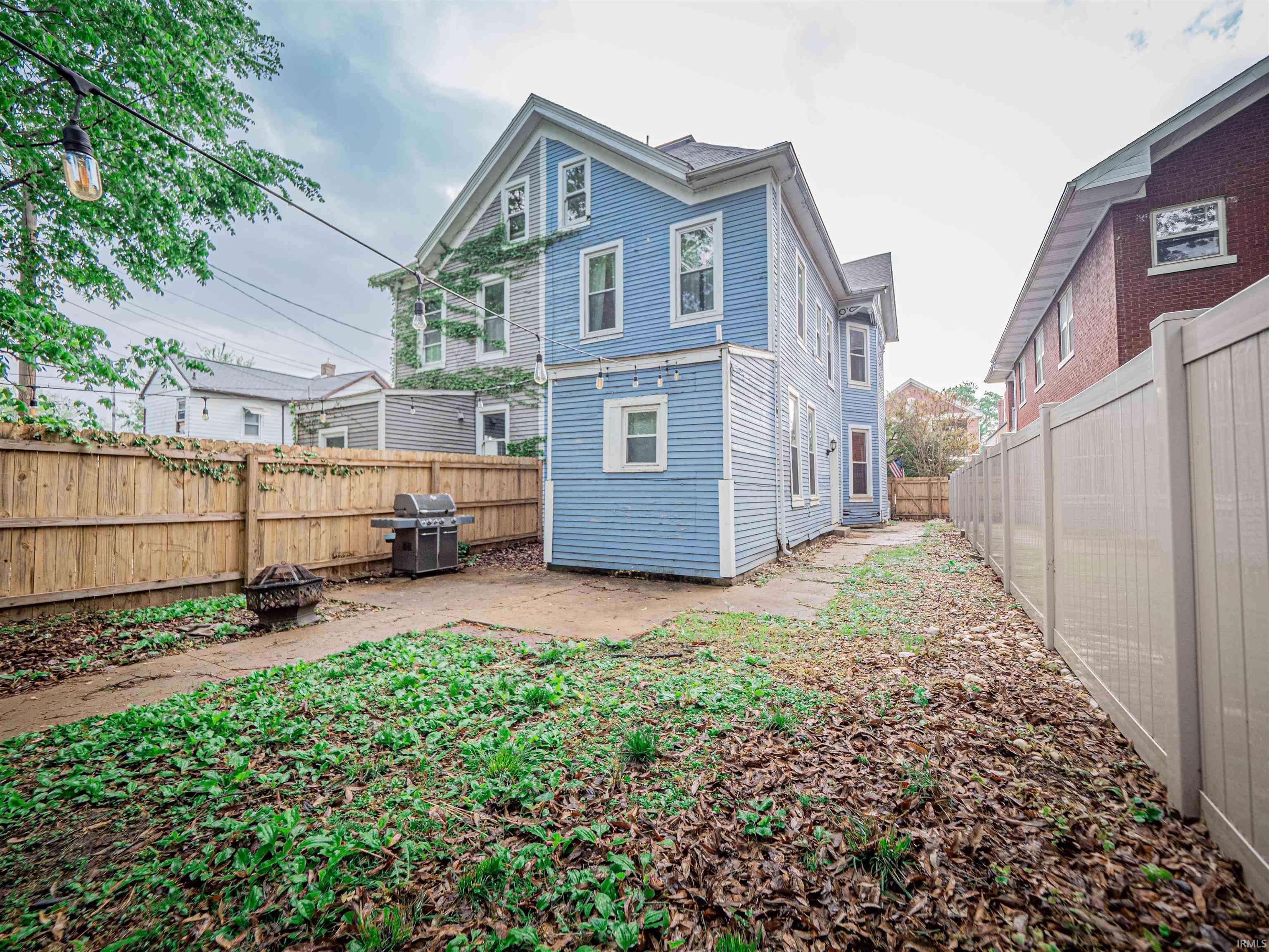 Evansville, IN 47713,208 Oak Street