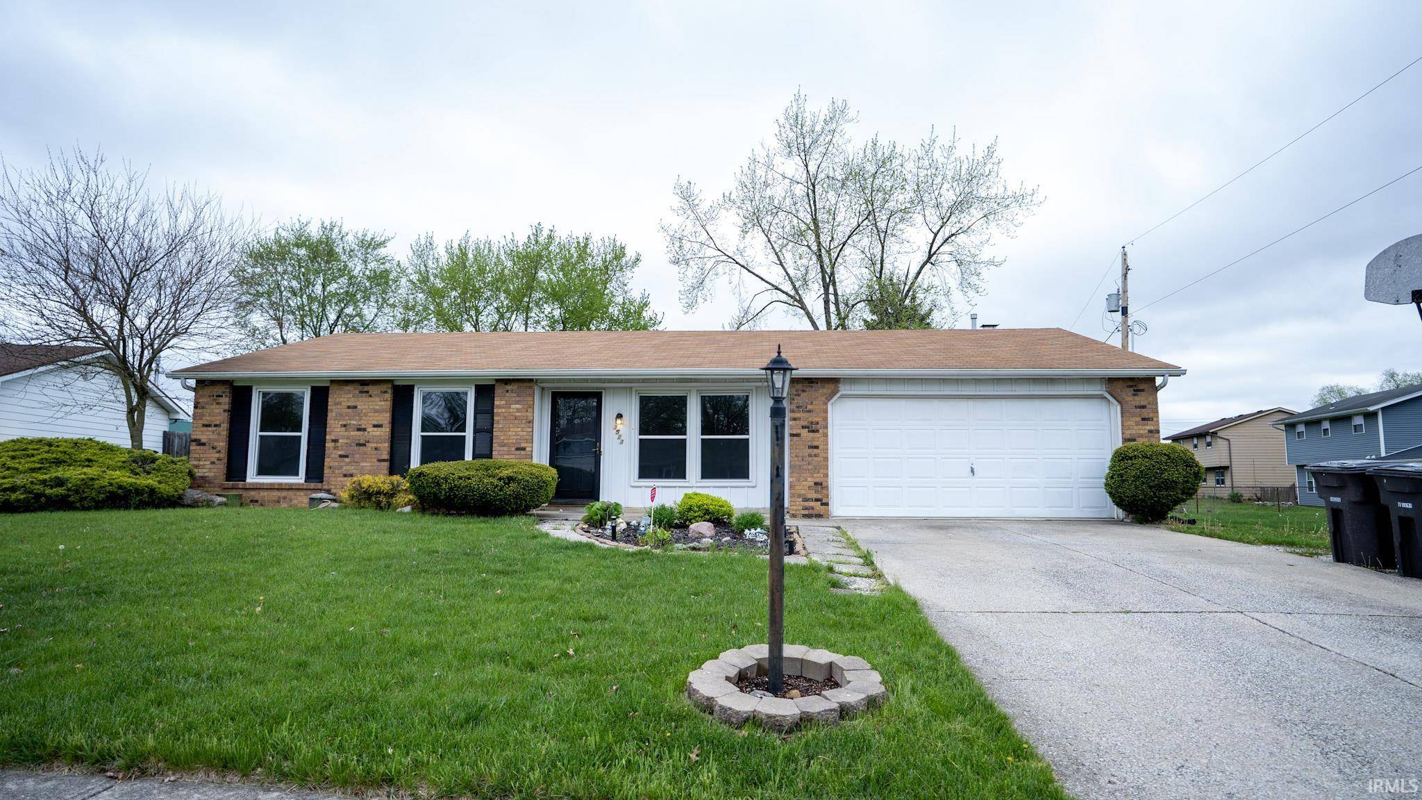 Fort Wayne, IN 46816,3523 Debeney Drive