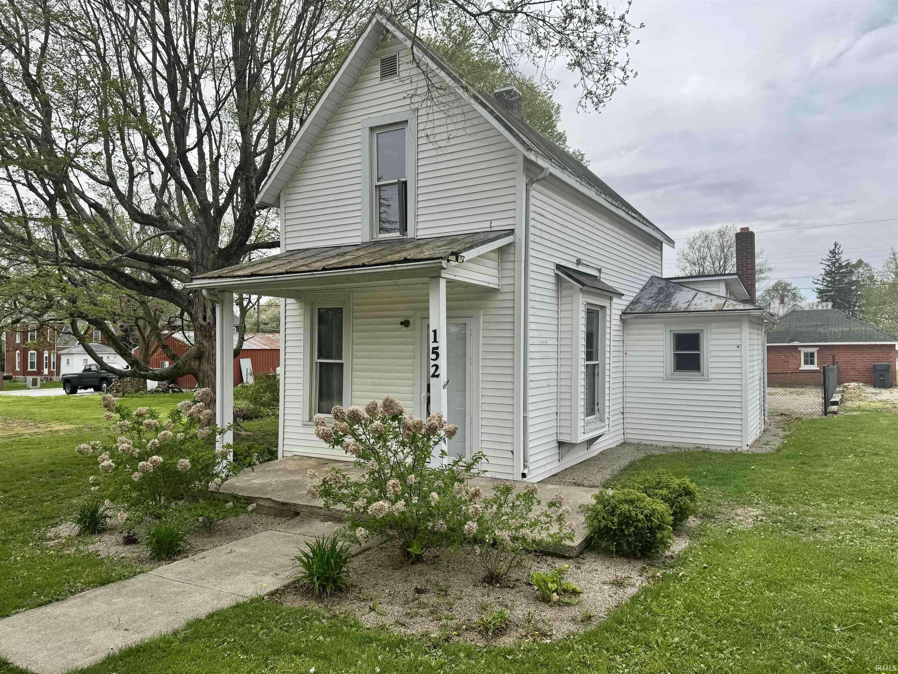 Albany, IN 47320,152 N Foster Avenue