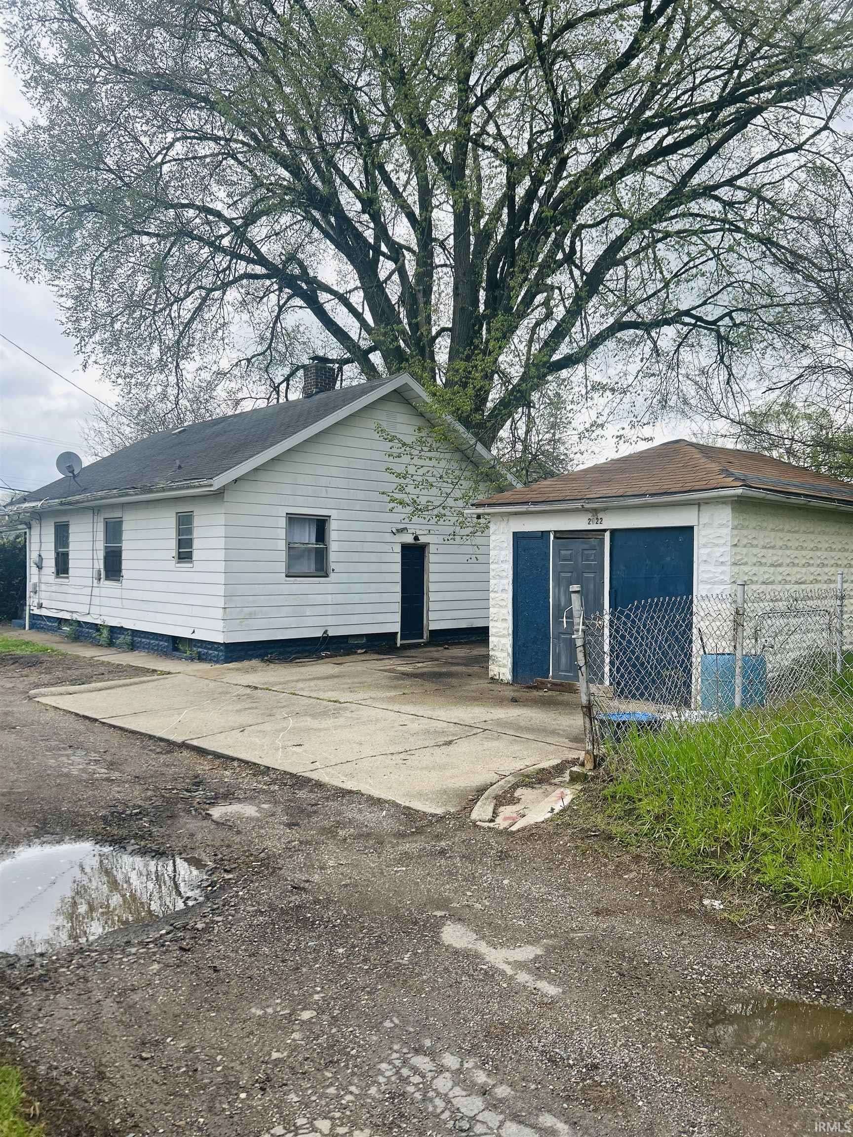 South Bend, IN 46613,2022 Prairie Avenue