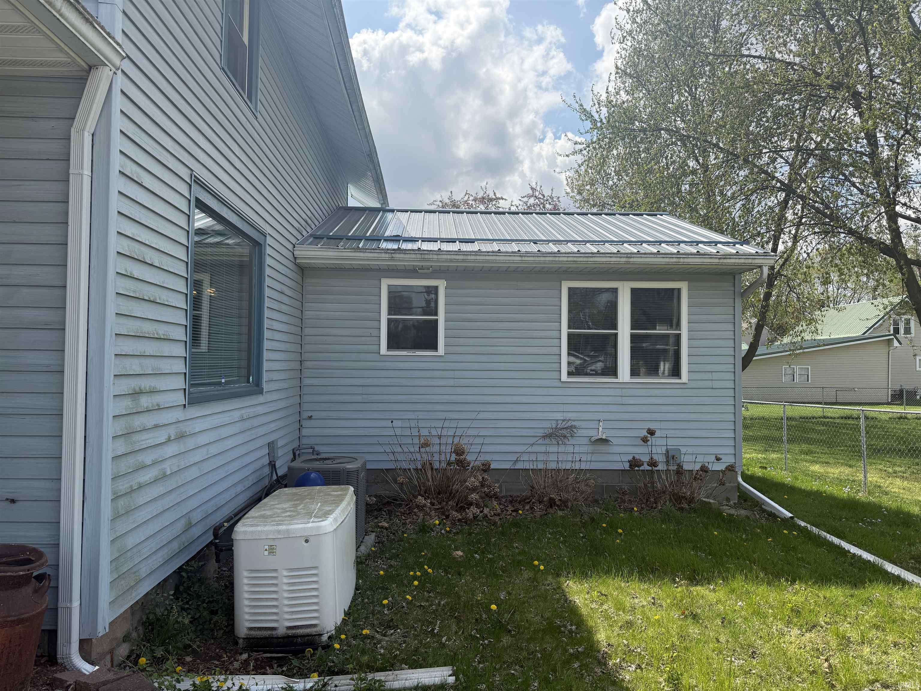New Paris, IN 46553-9702,68137 County Road 23