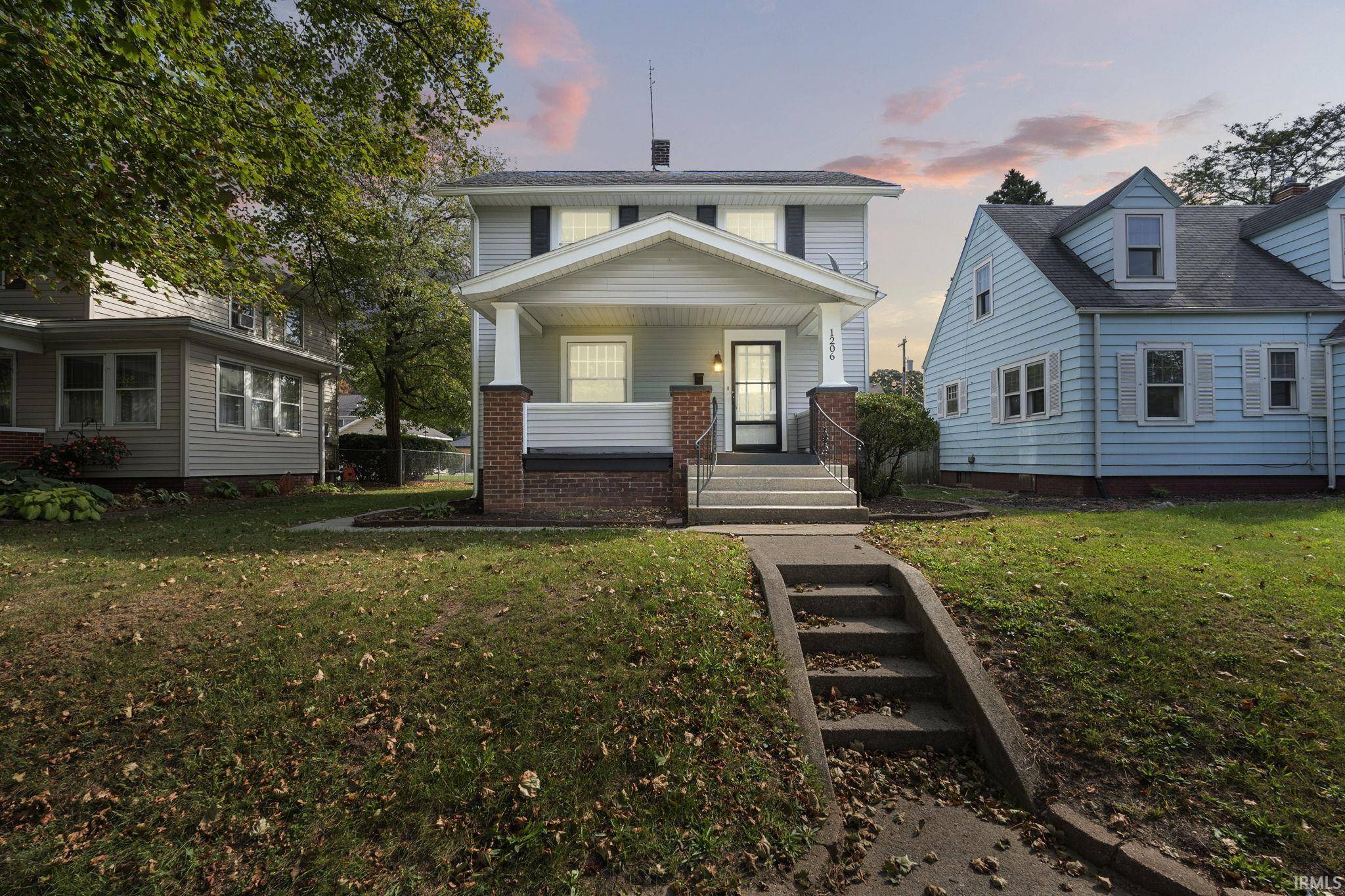Fort Wayne, IN 46805,1206 N Anthony Boulevard