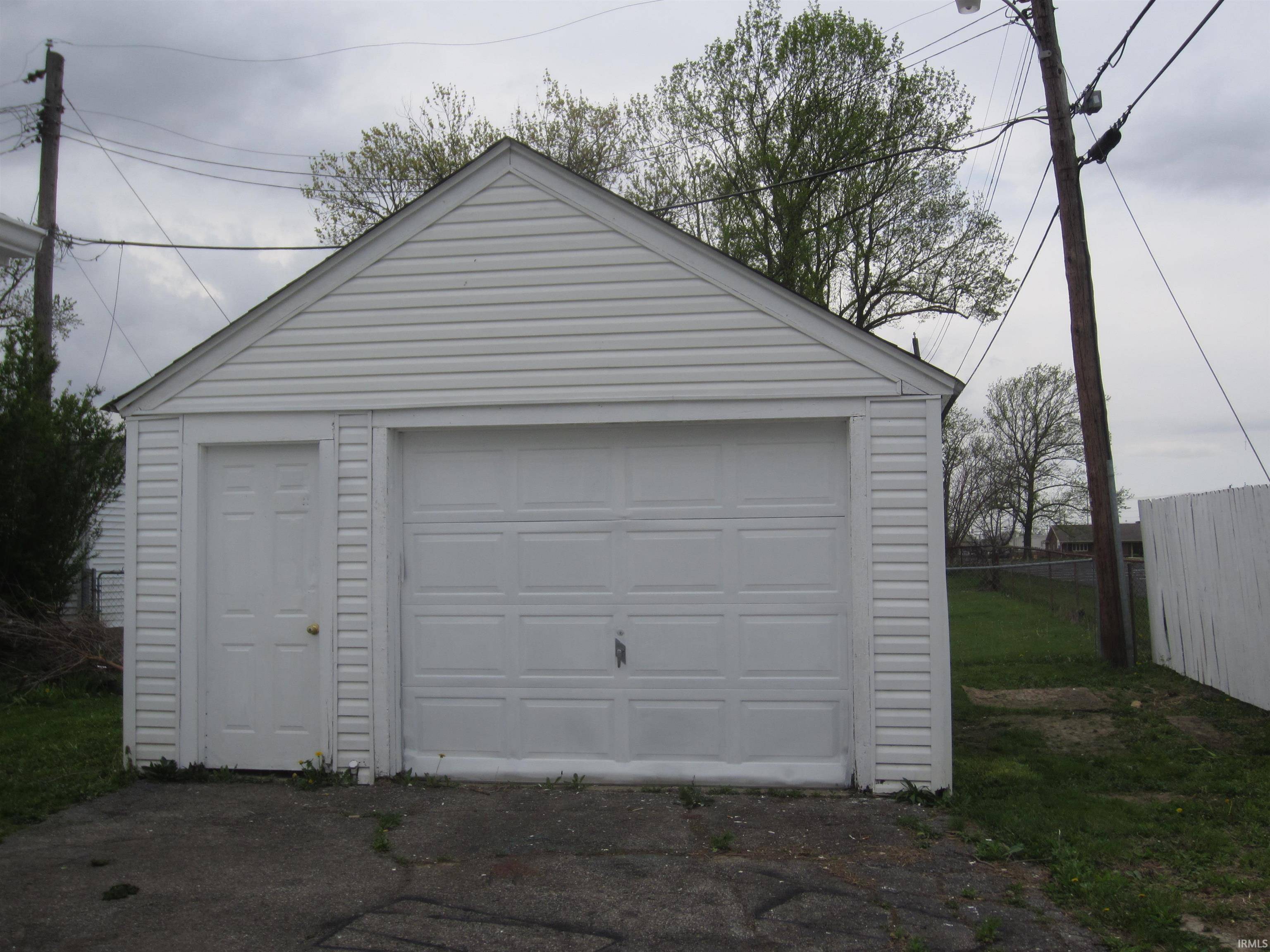 Marion, IN 46952,1009 N Oxford Drive