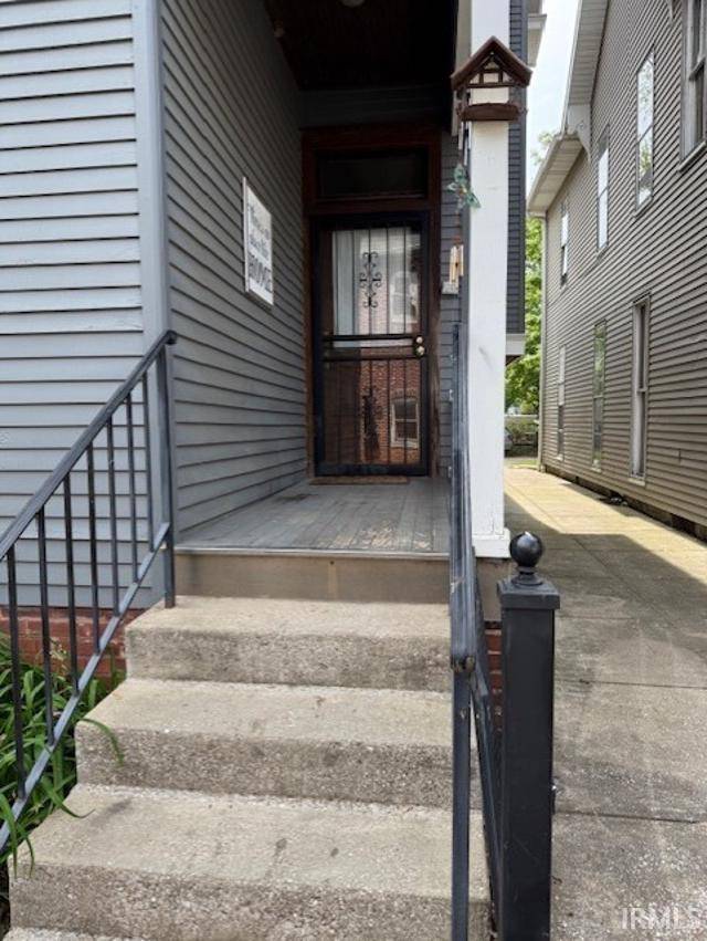 Evansville, IN 47713,1004 SE First Street
