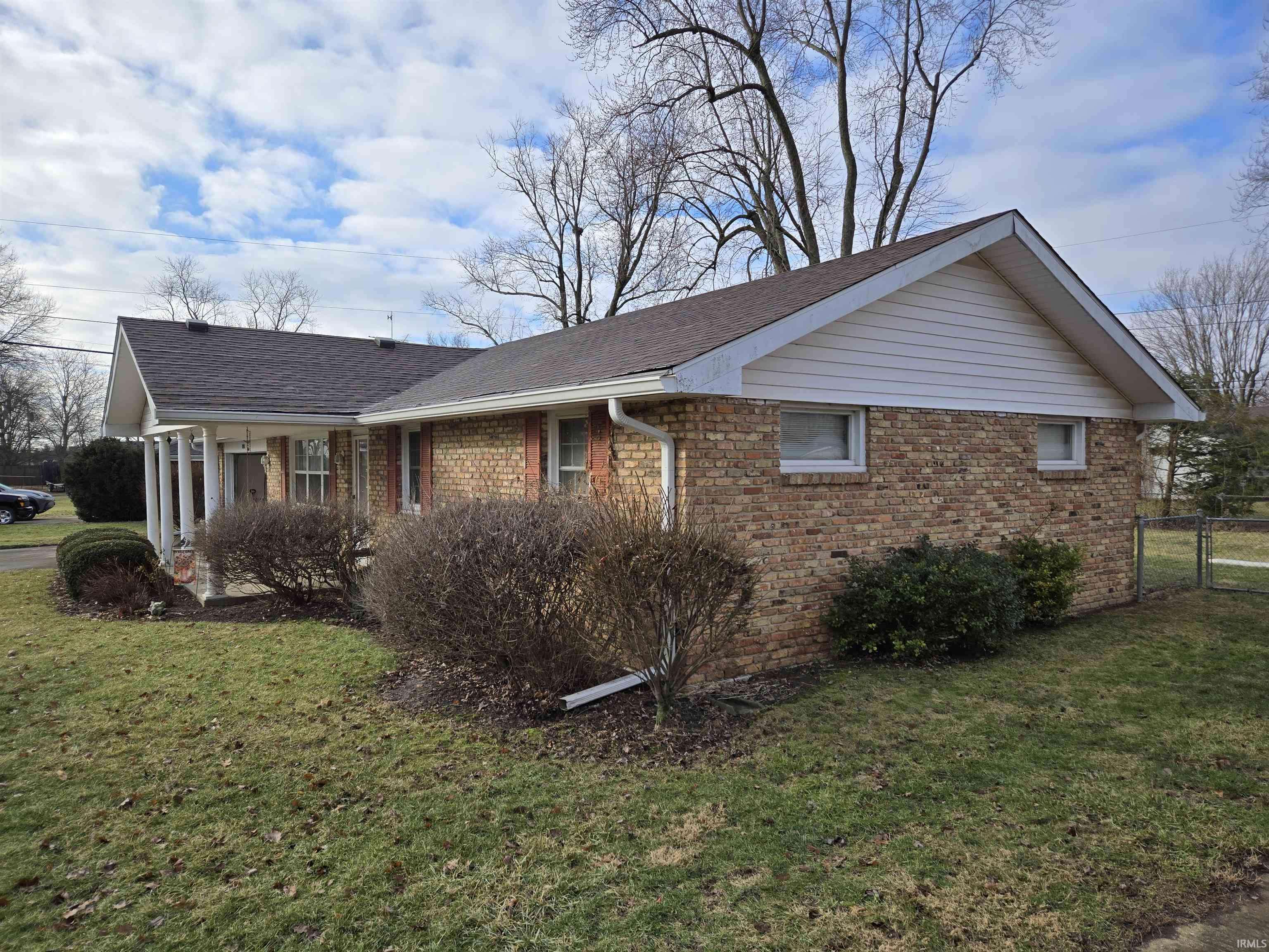 Muncie, IN 47304,2205 N Roxbury Lane