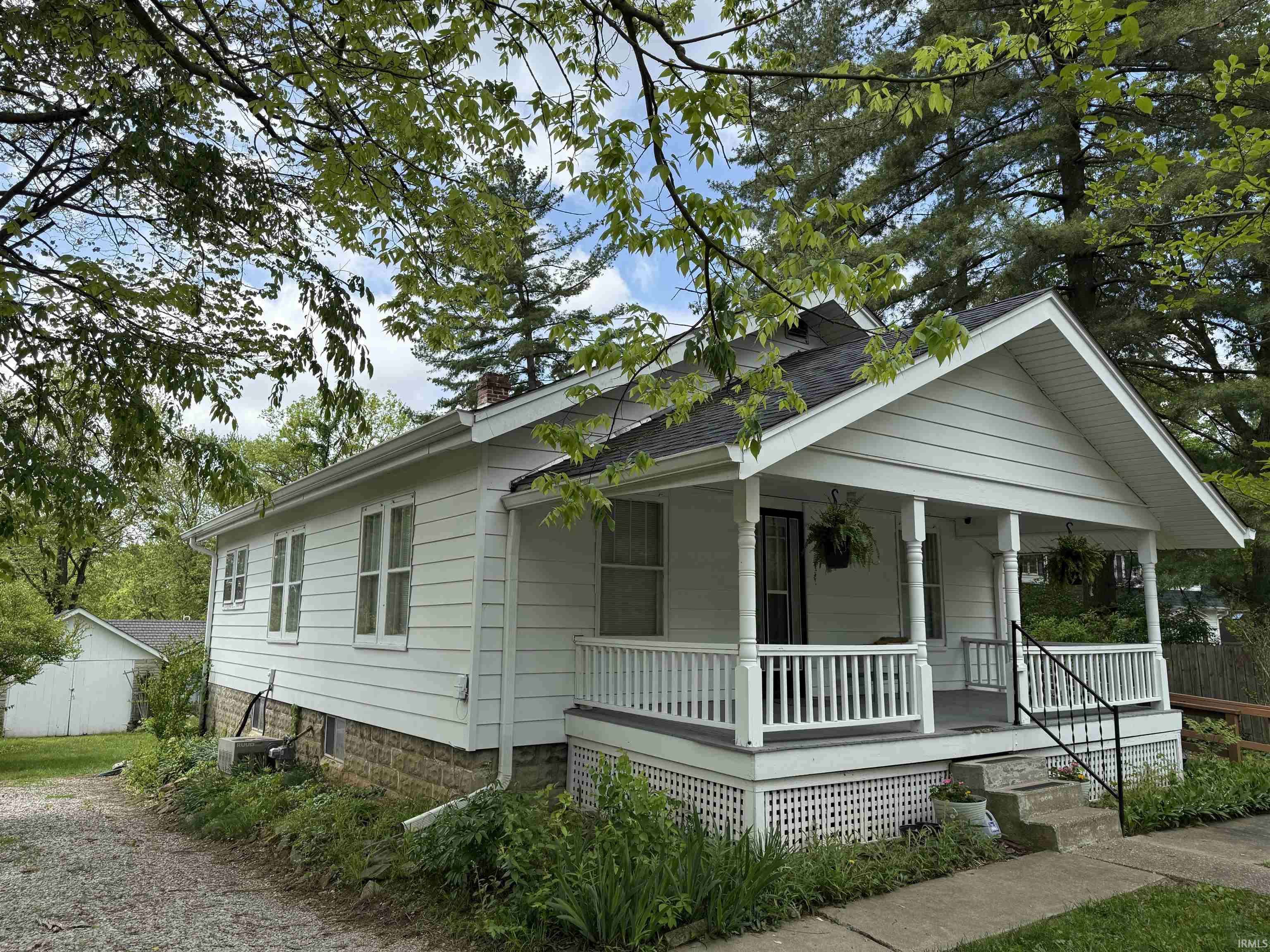 Bloomington, IN 47401,1406 E Hillside Drive