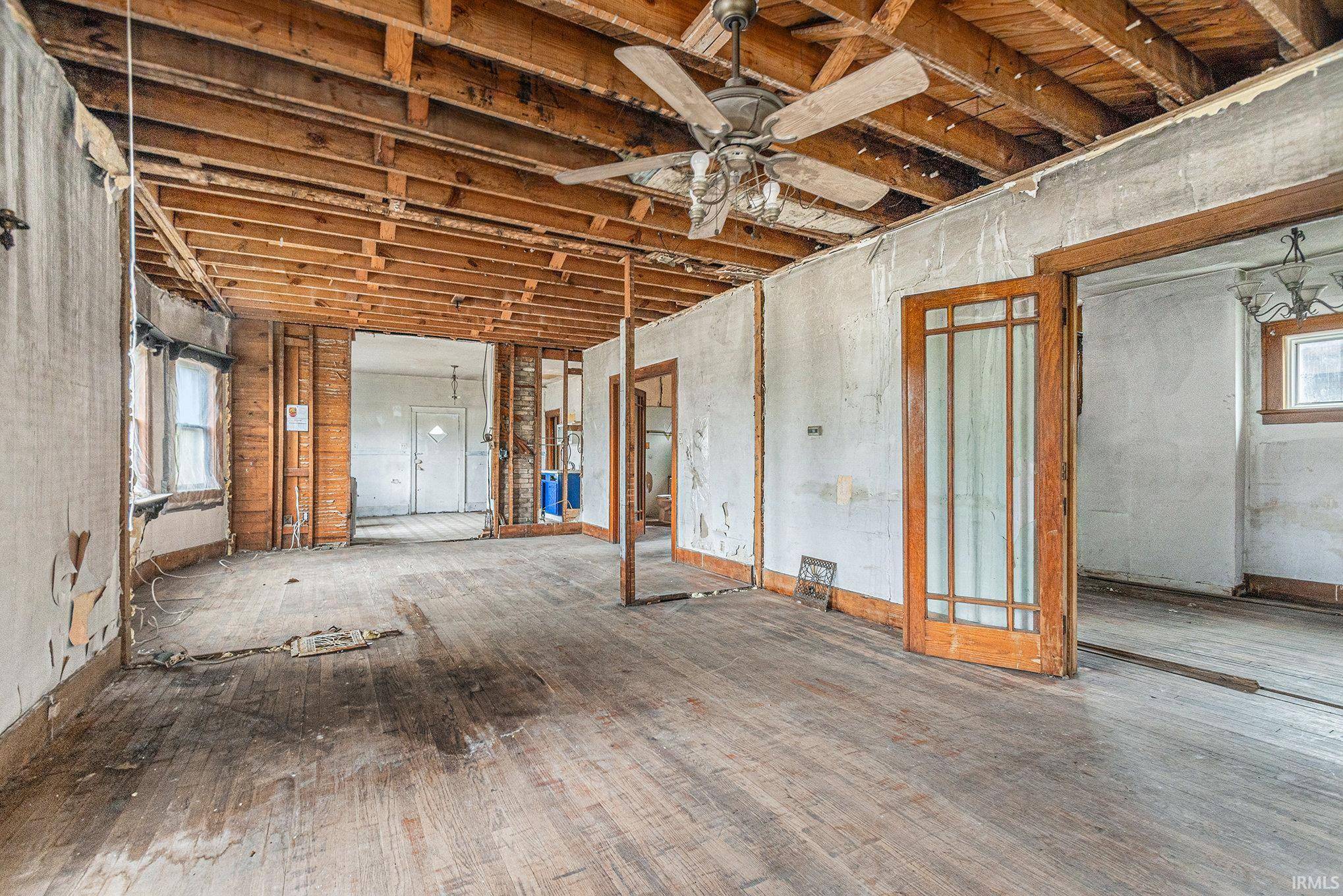 South Bend, IN 46601,1106 W Washington Street
