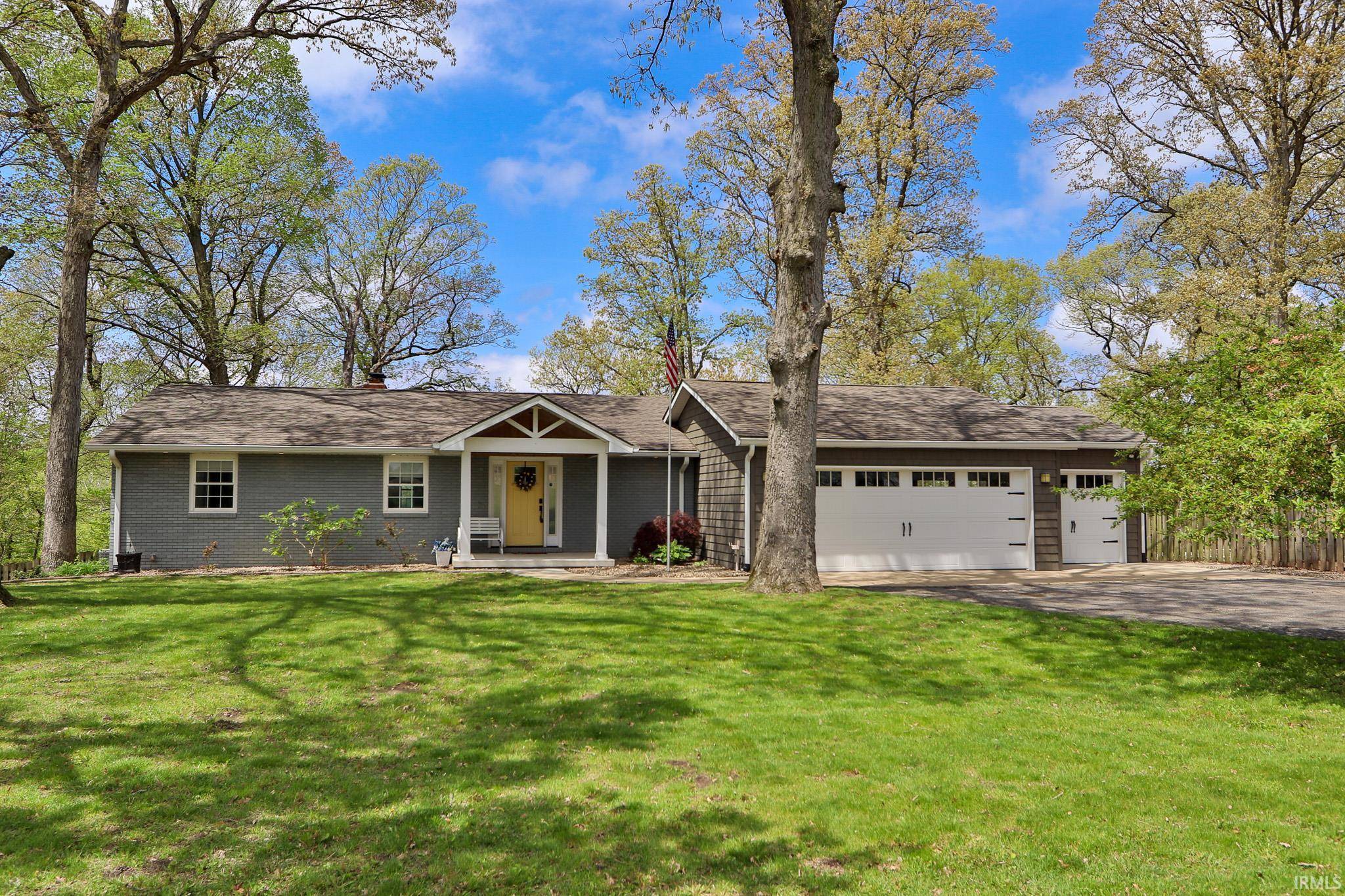 Monticello, IN 47960,1776 N Royal Oaks Drive