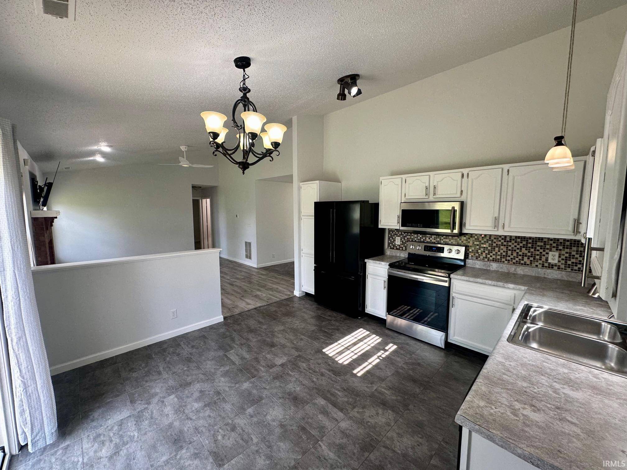 Kokomo, IN 46902,2742 Citrus Lake Drive