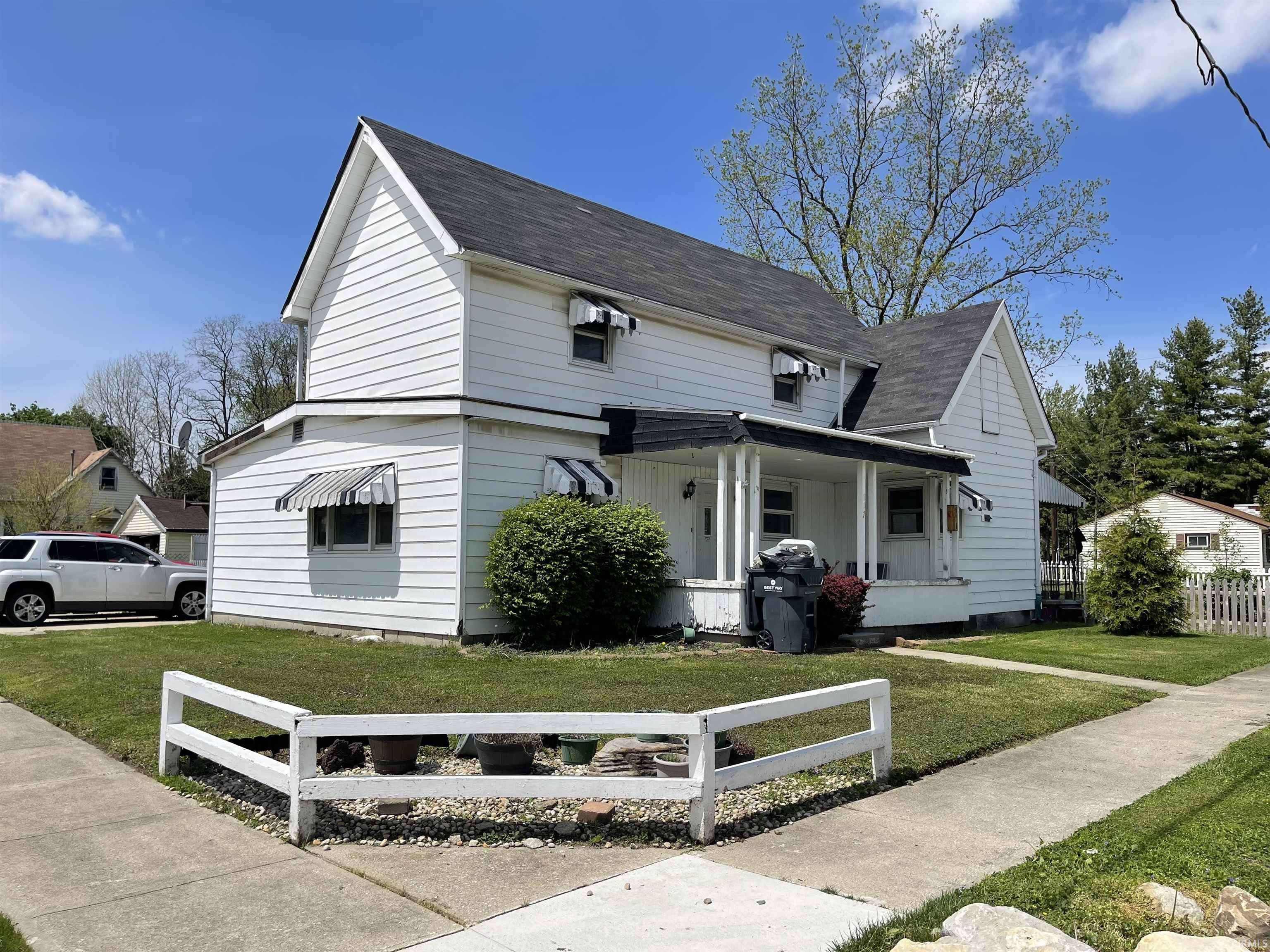 Upland, IN 46989,117 N Half St Street