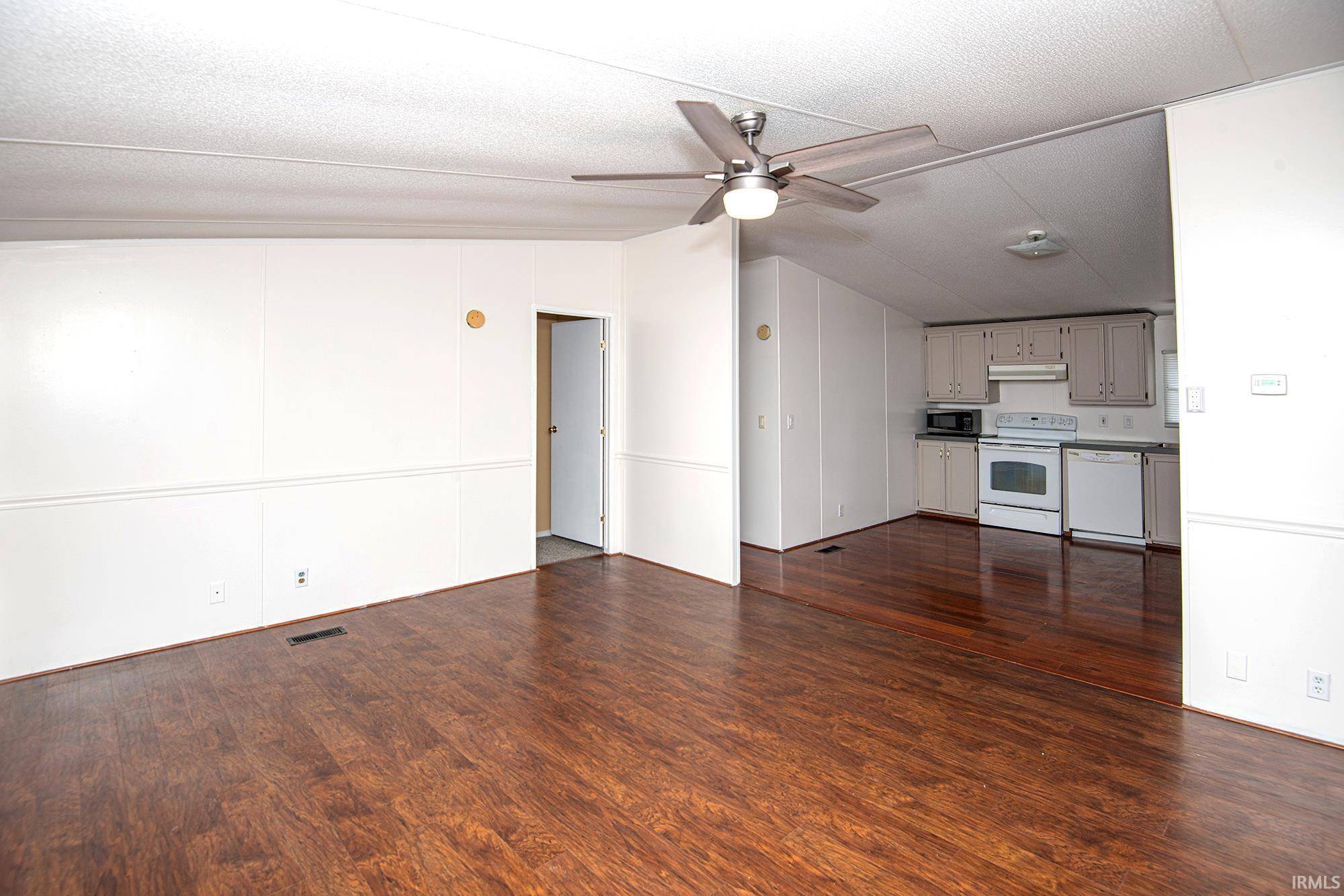 Vincennes, IN 47591,712 S 16th Street