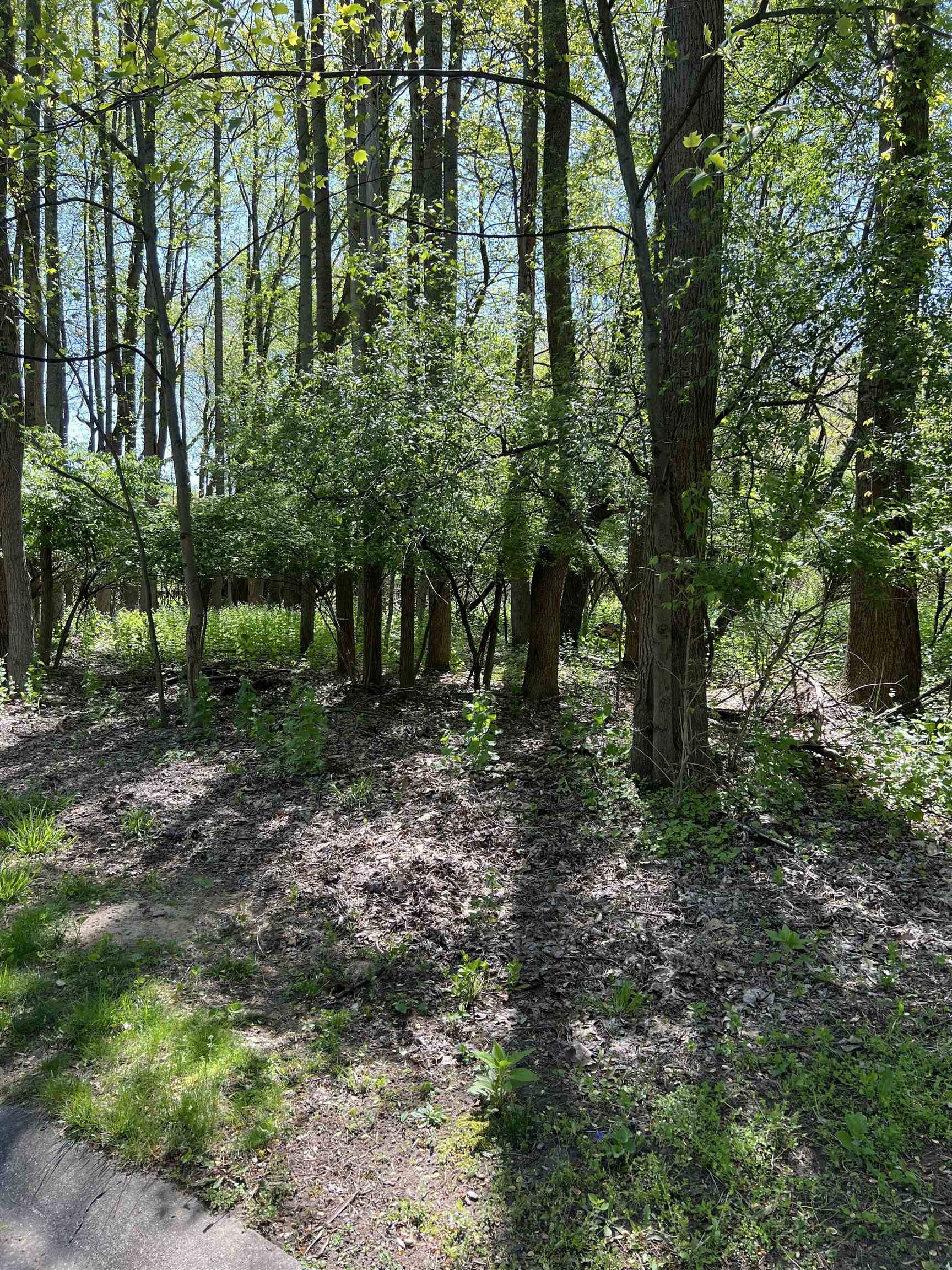 South Bend, IN 46628,21540 Ravenna Drive