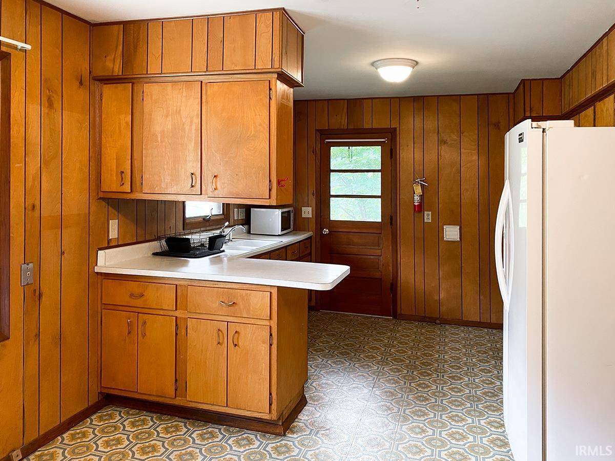 Bloomington, IN 47408,2415 E 5 Street