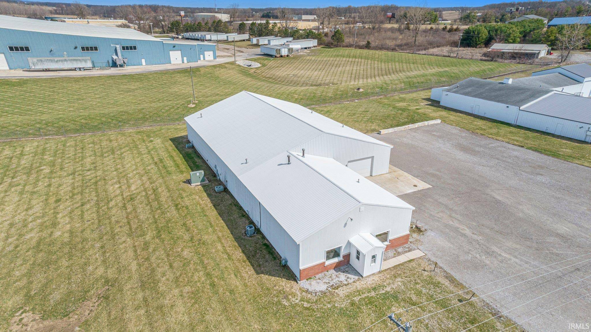 Columbia City, IN 46725-8426,2299 E Business 30