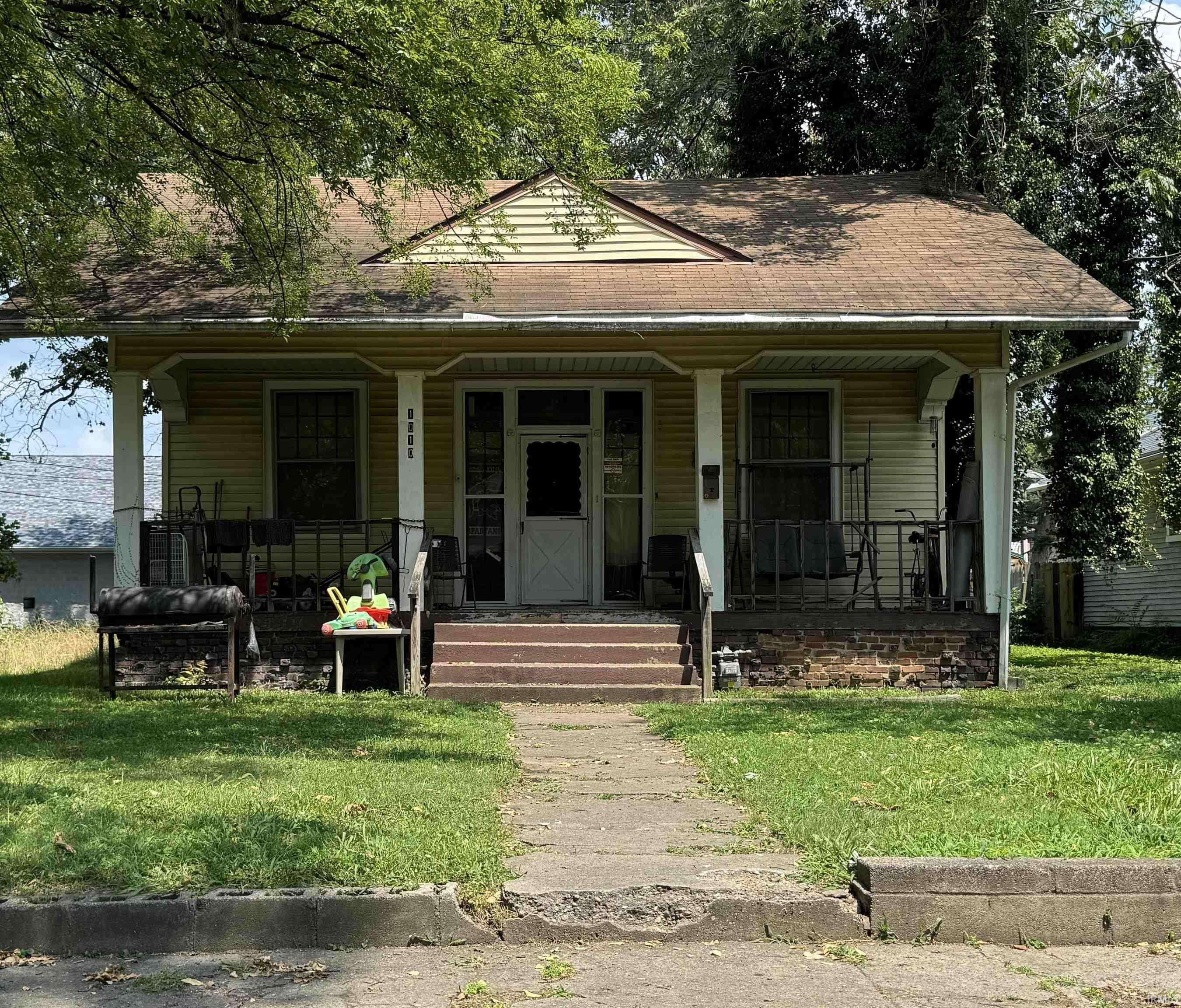 Evansville, IN 47714-1820,1010 E Mulberry Street