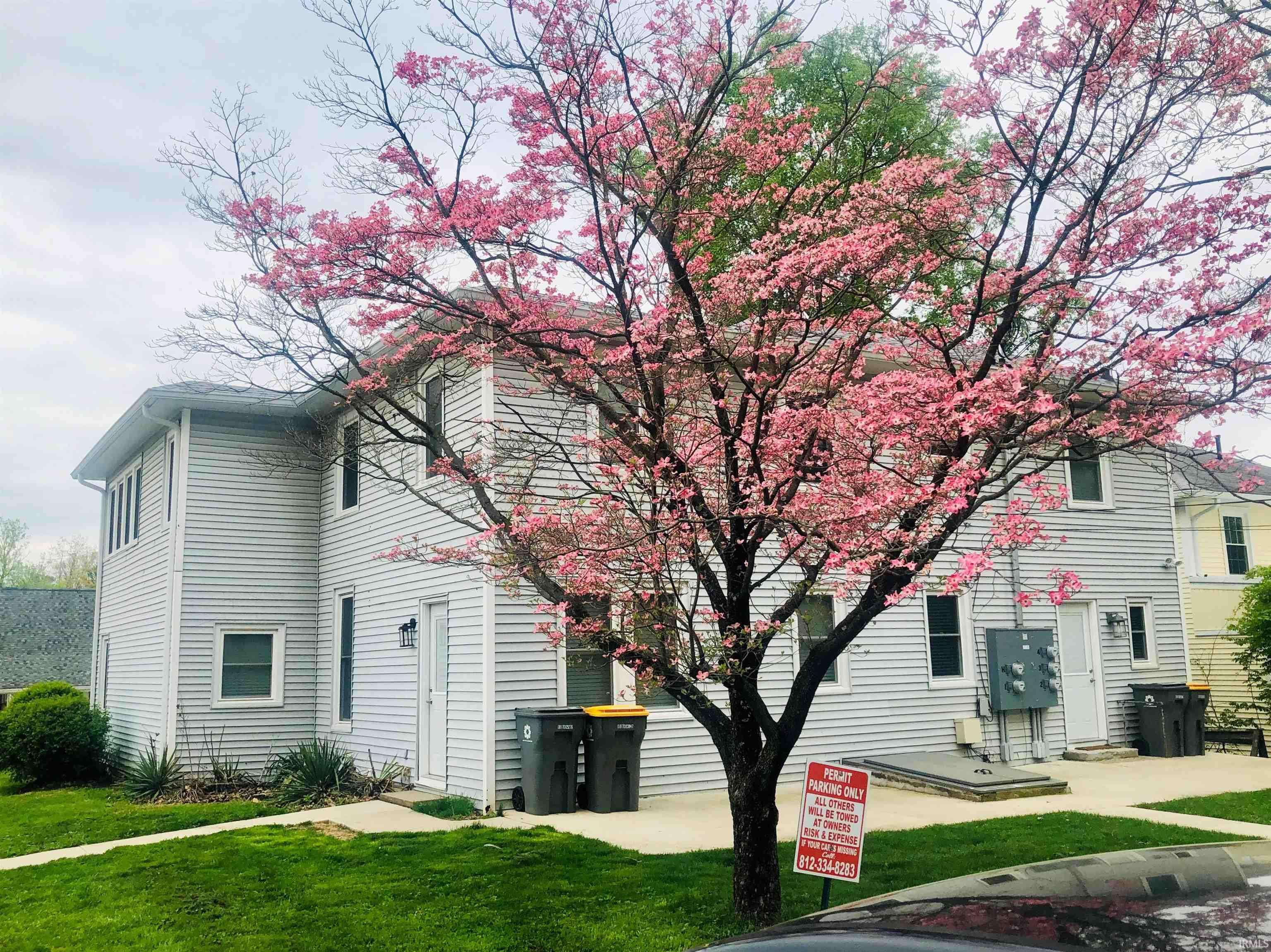 Bloomington, IN 47401,729 E Hunter Avenue #1