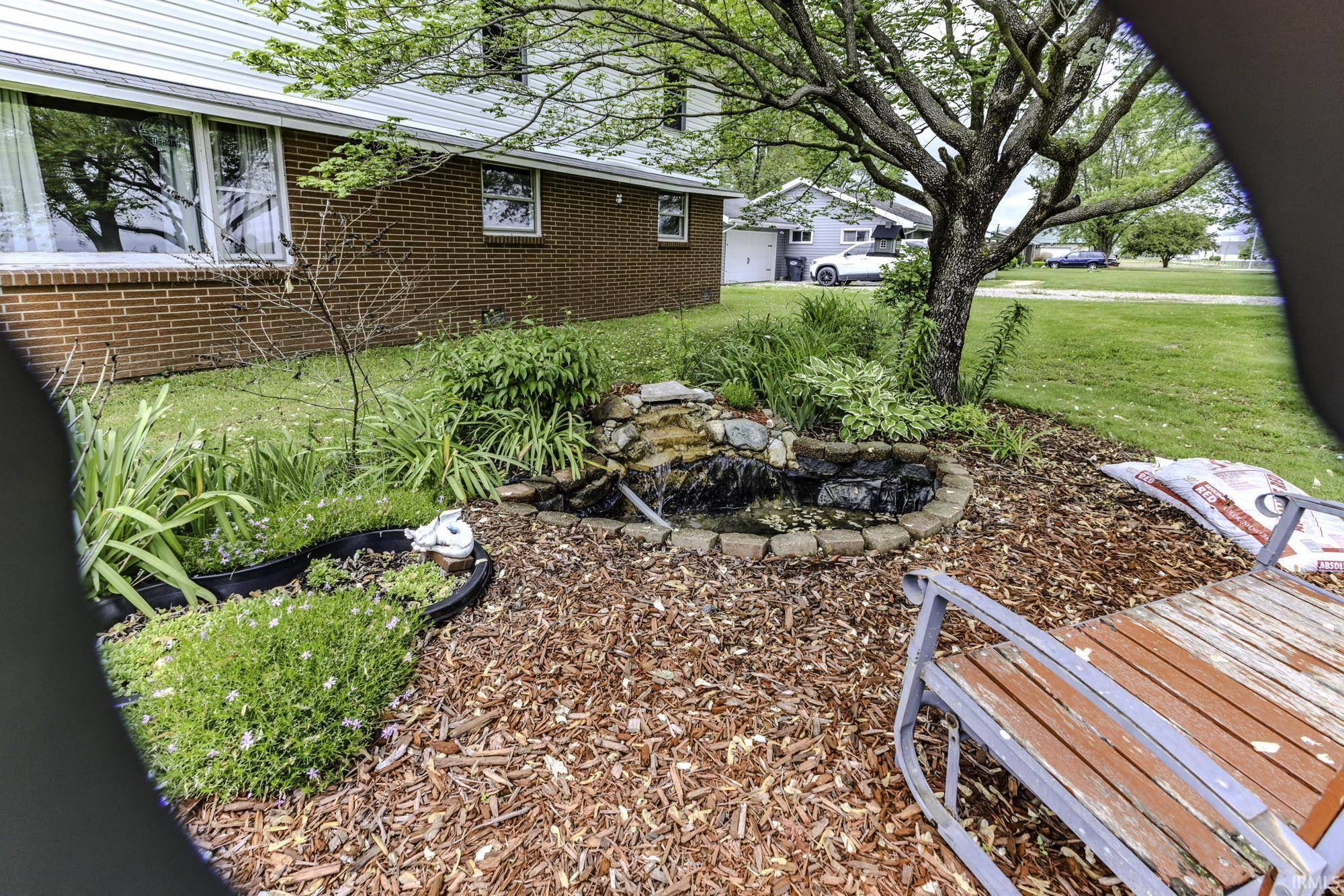 Muncie, IN 47302,11009 S County Road 300 W