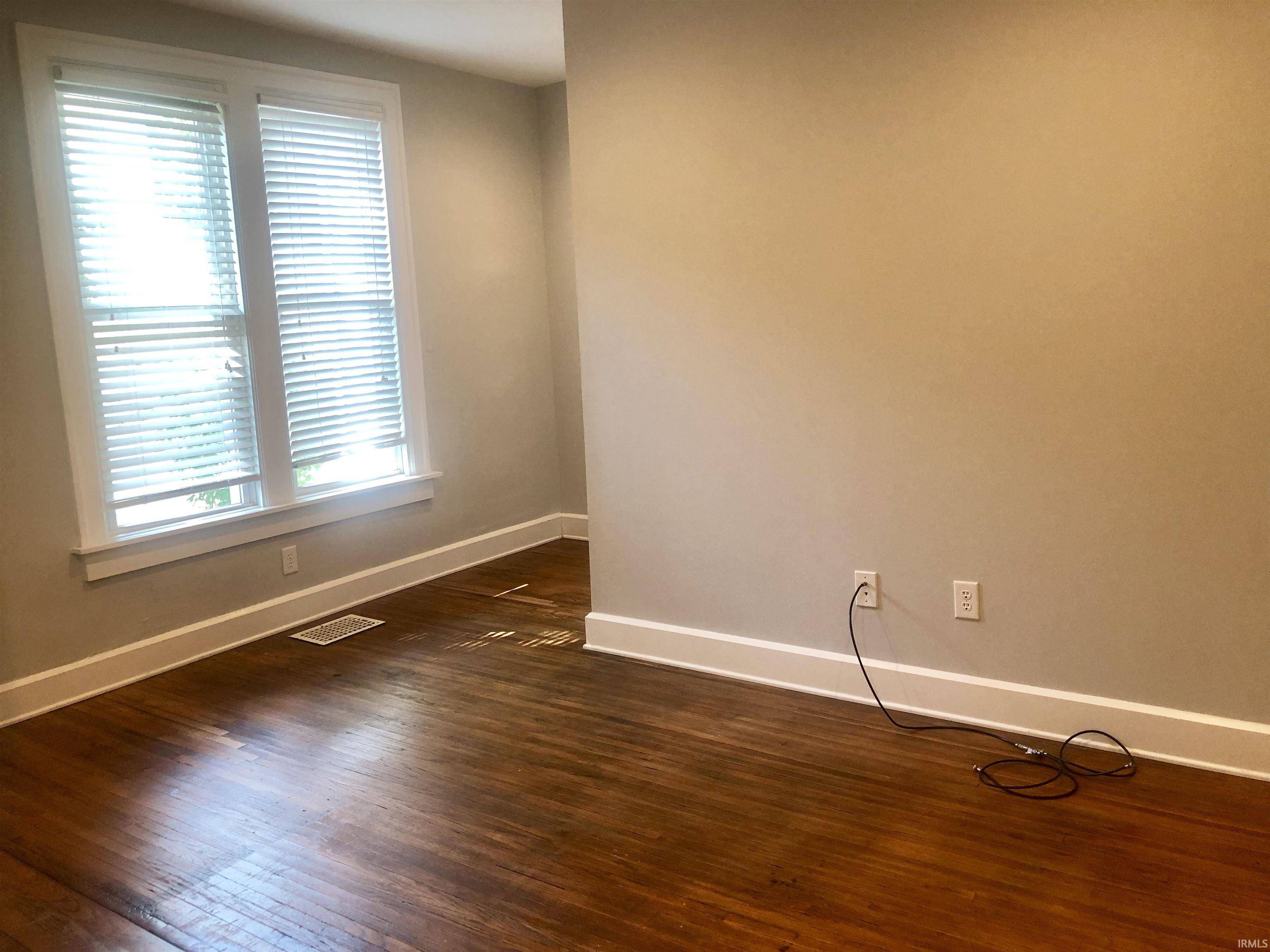 Bloomington, IN 47401,729 E Hunter Avenue #2