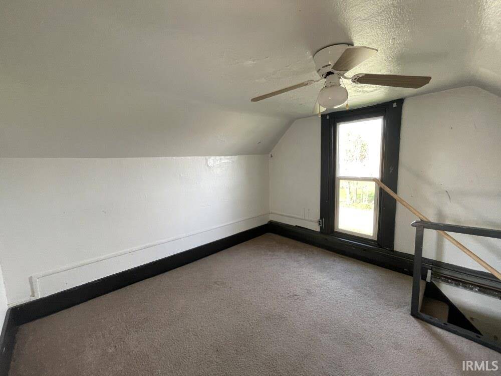 Andrews, IN 46702-9529,251 N Snowden Street