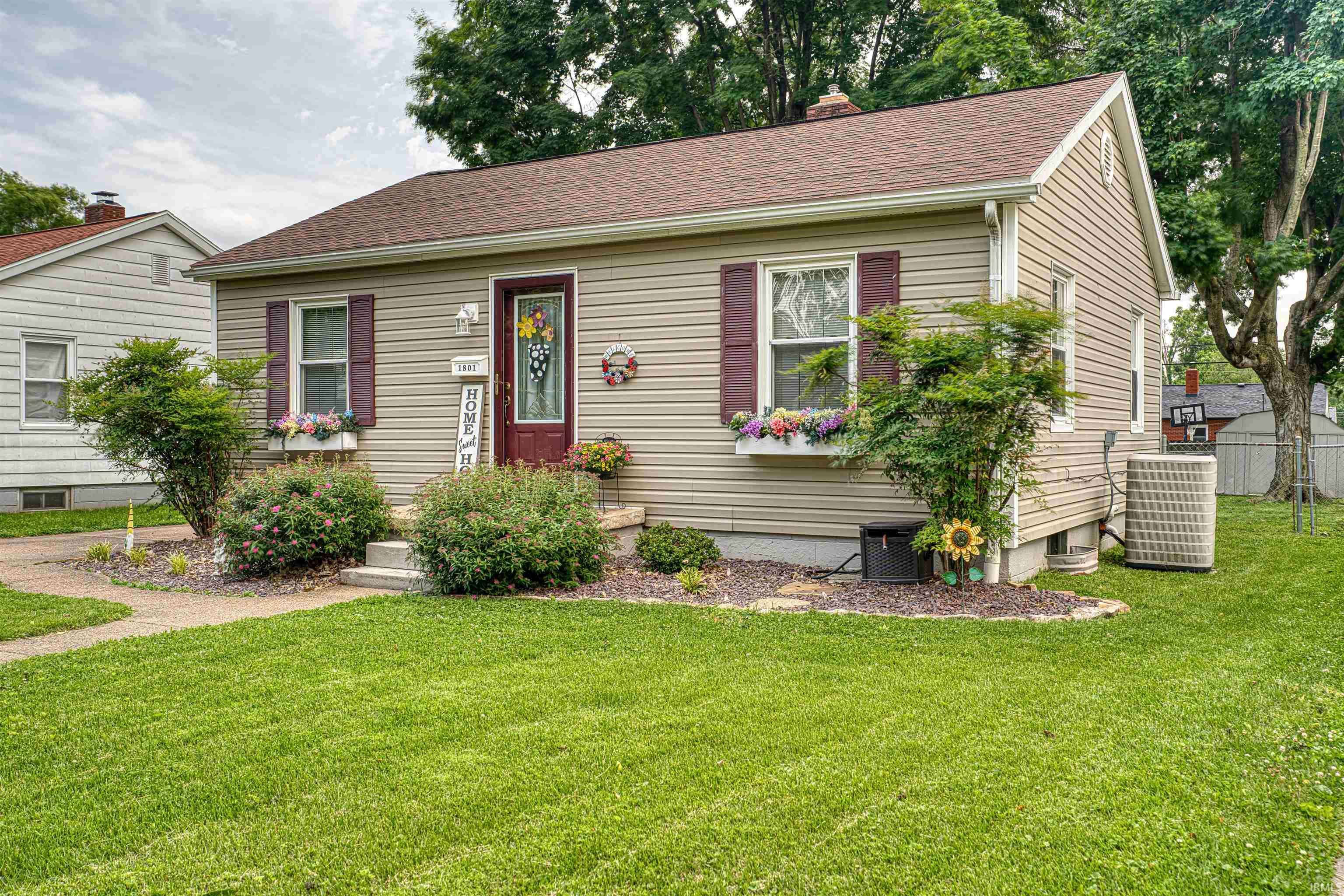 Evansville, IN 47711,1801 E Columbia Street