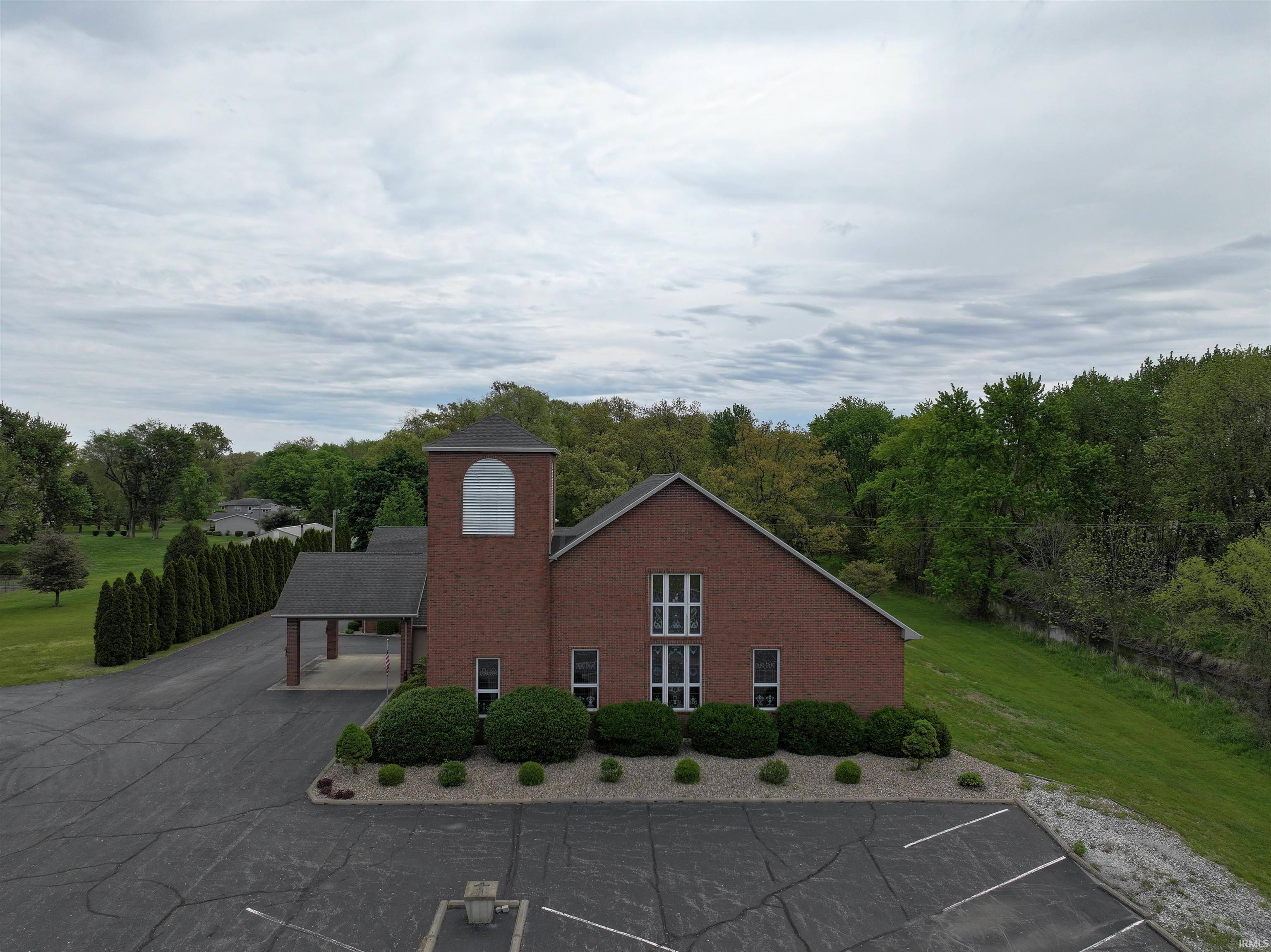 Winamac, IN 46996-8539,77 E 50 N.