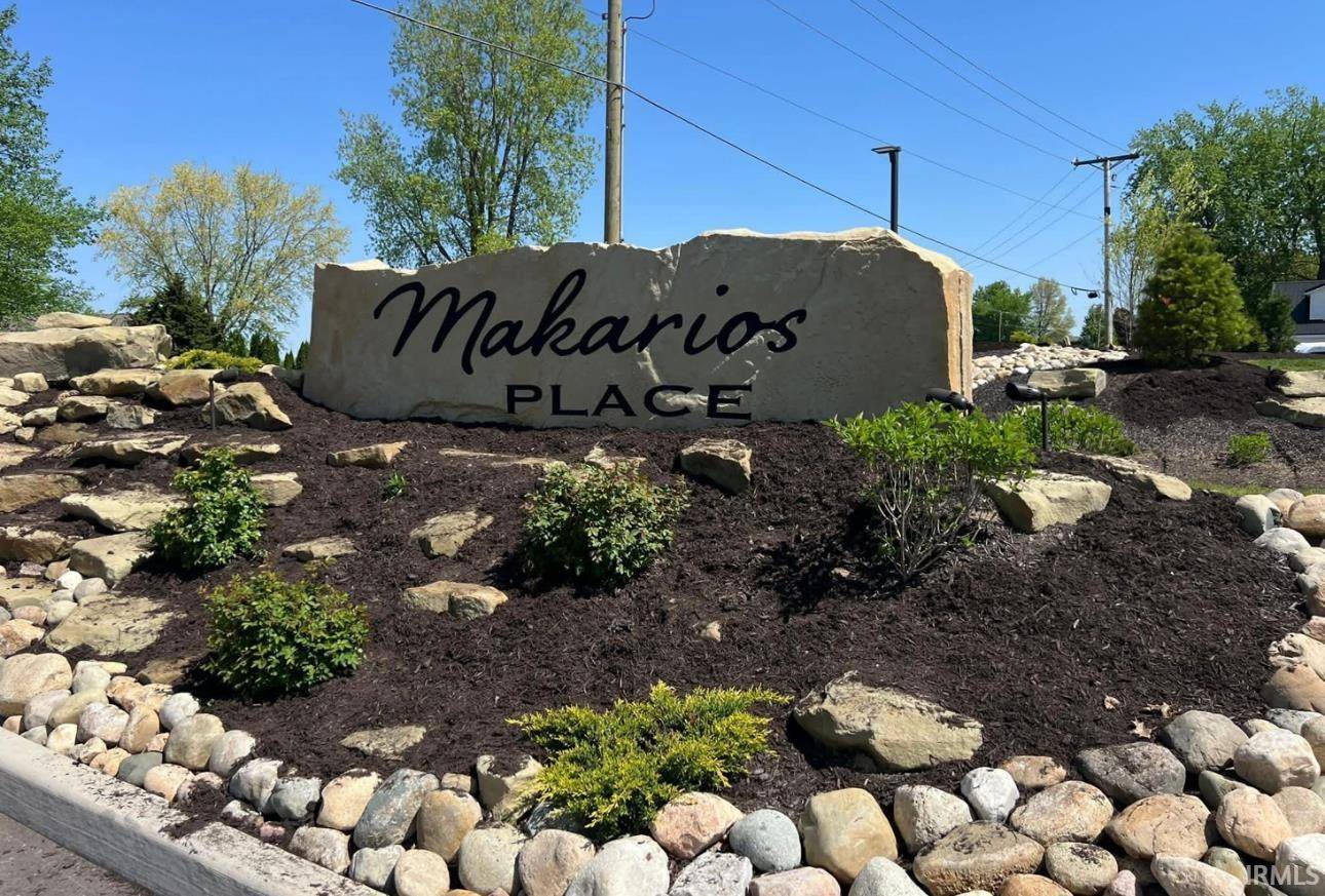 Spencerville, IN 46788,15430 Makarios Pass #6