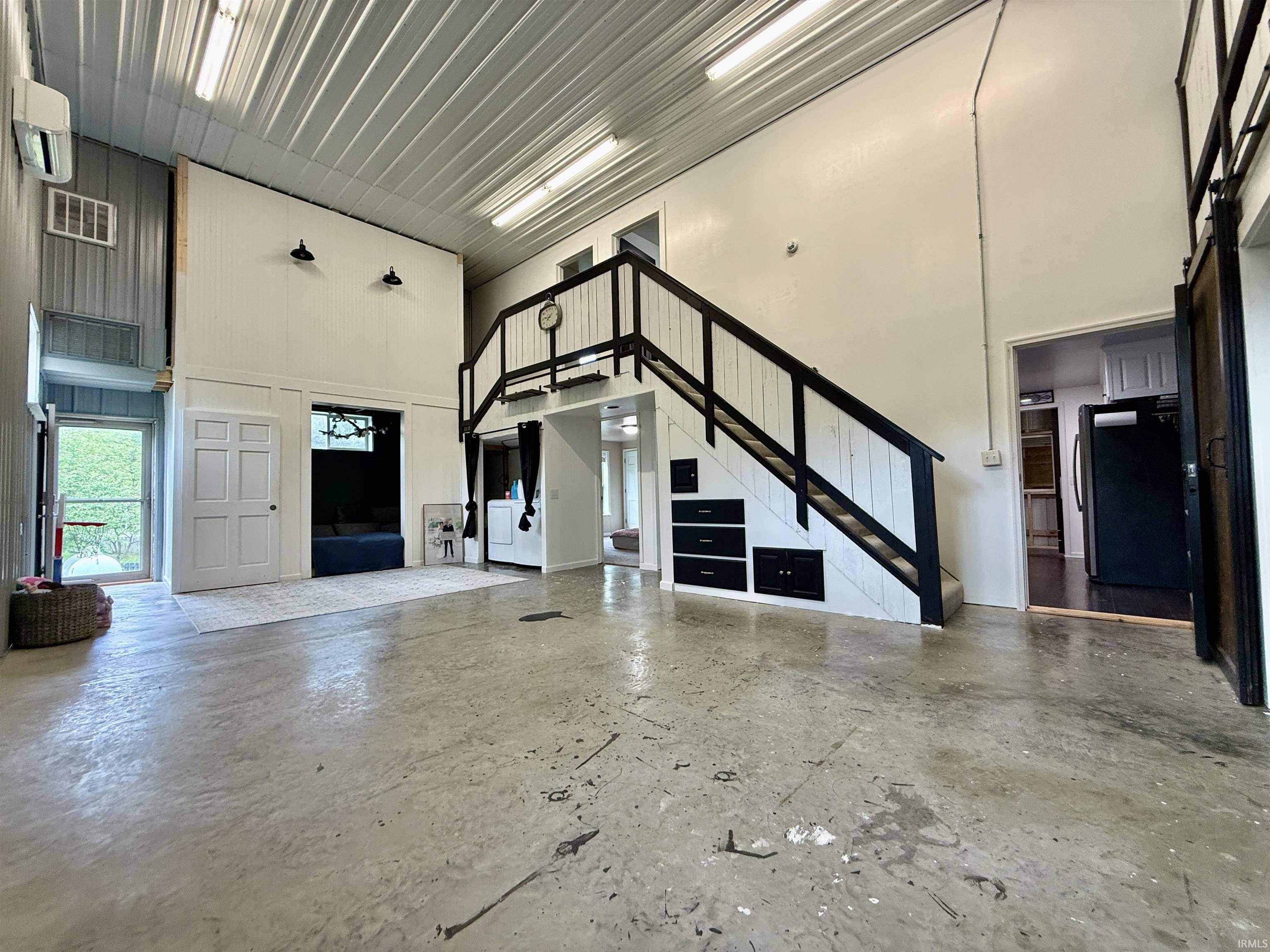 Shoals, IN 47581-7169,11475 Tedrow Lane