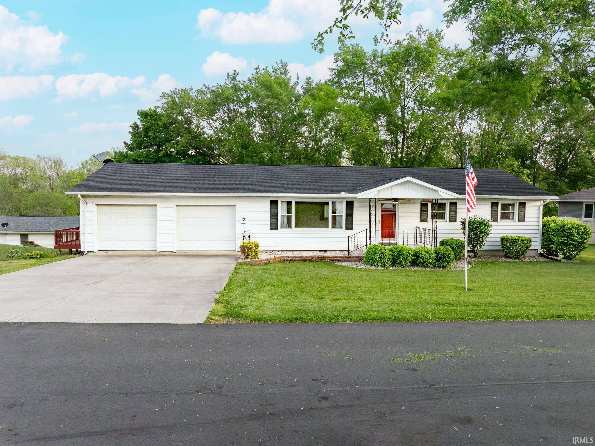 Lafontaine, IN 46940,210 E Branson Street