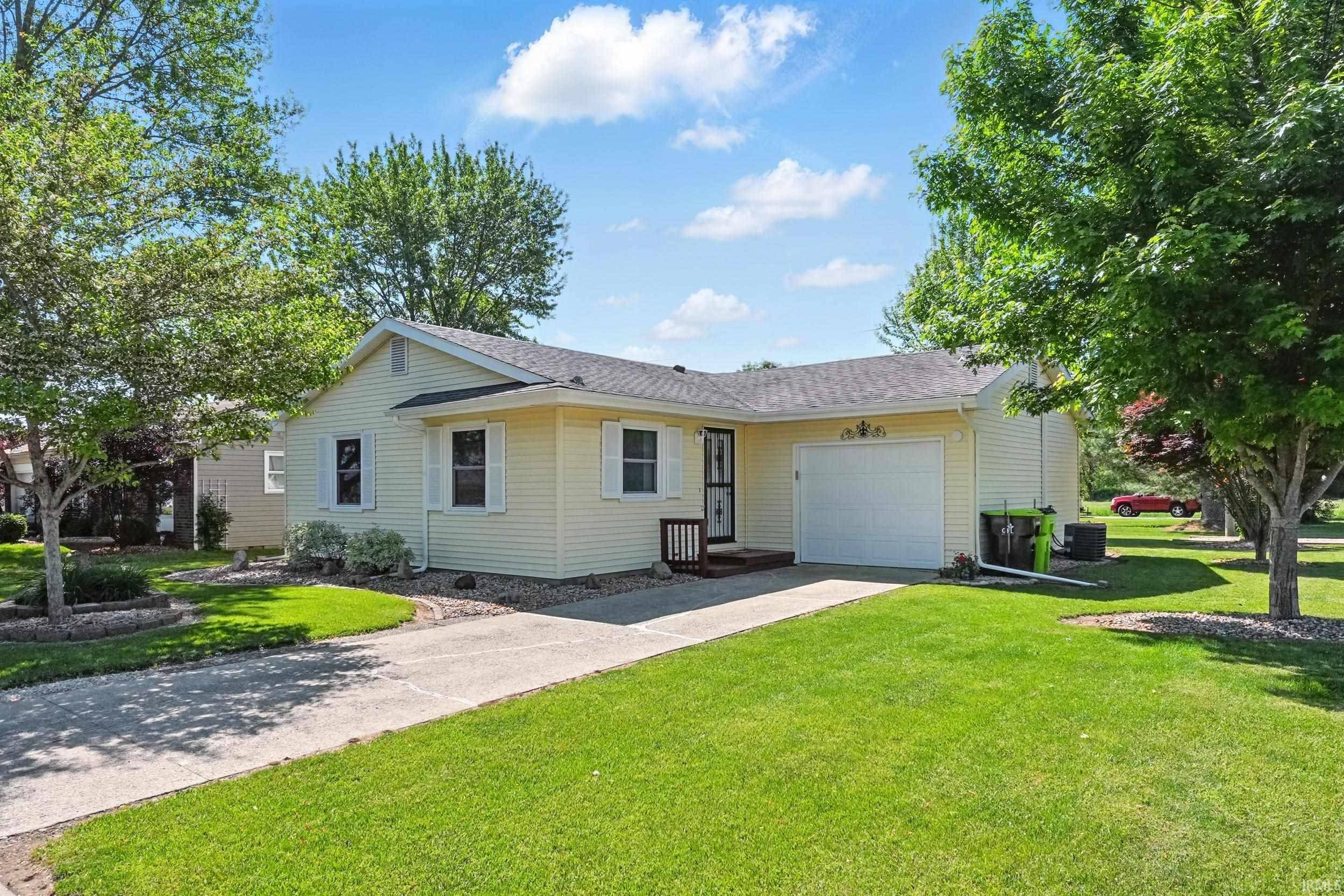 Huntington, IN 46750-3953,3 Turquoise Street