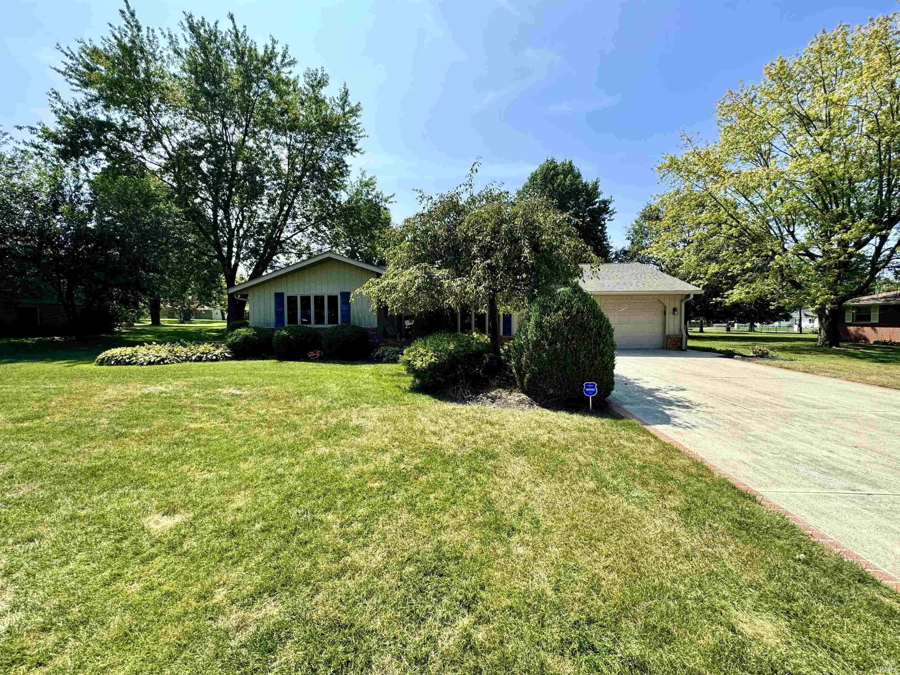 Muncie, IN 47303,3007 E Kendall Lane