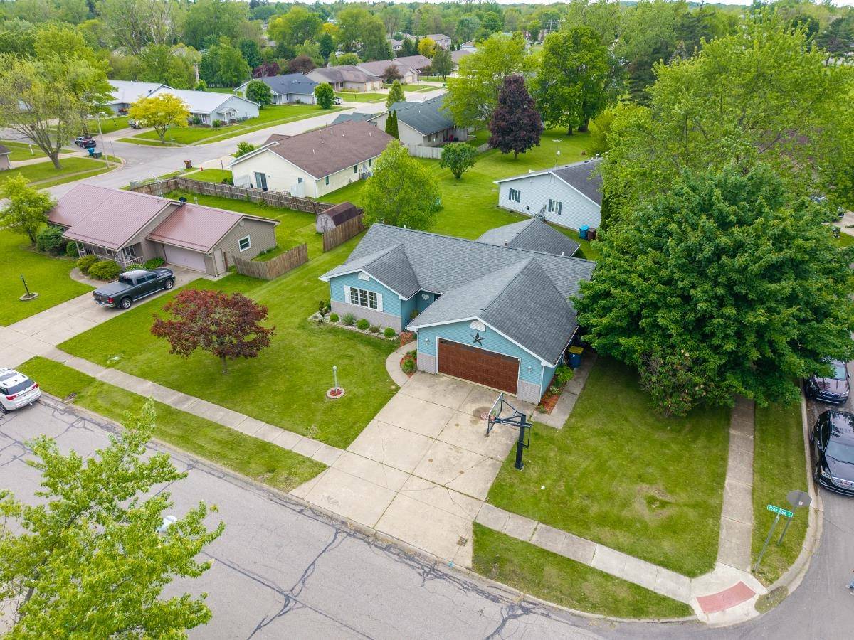 Angola, IN 46703,705 Pine Run