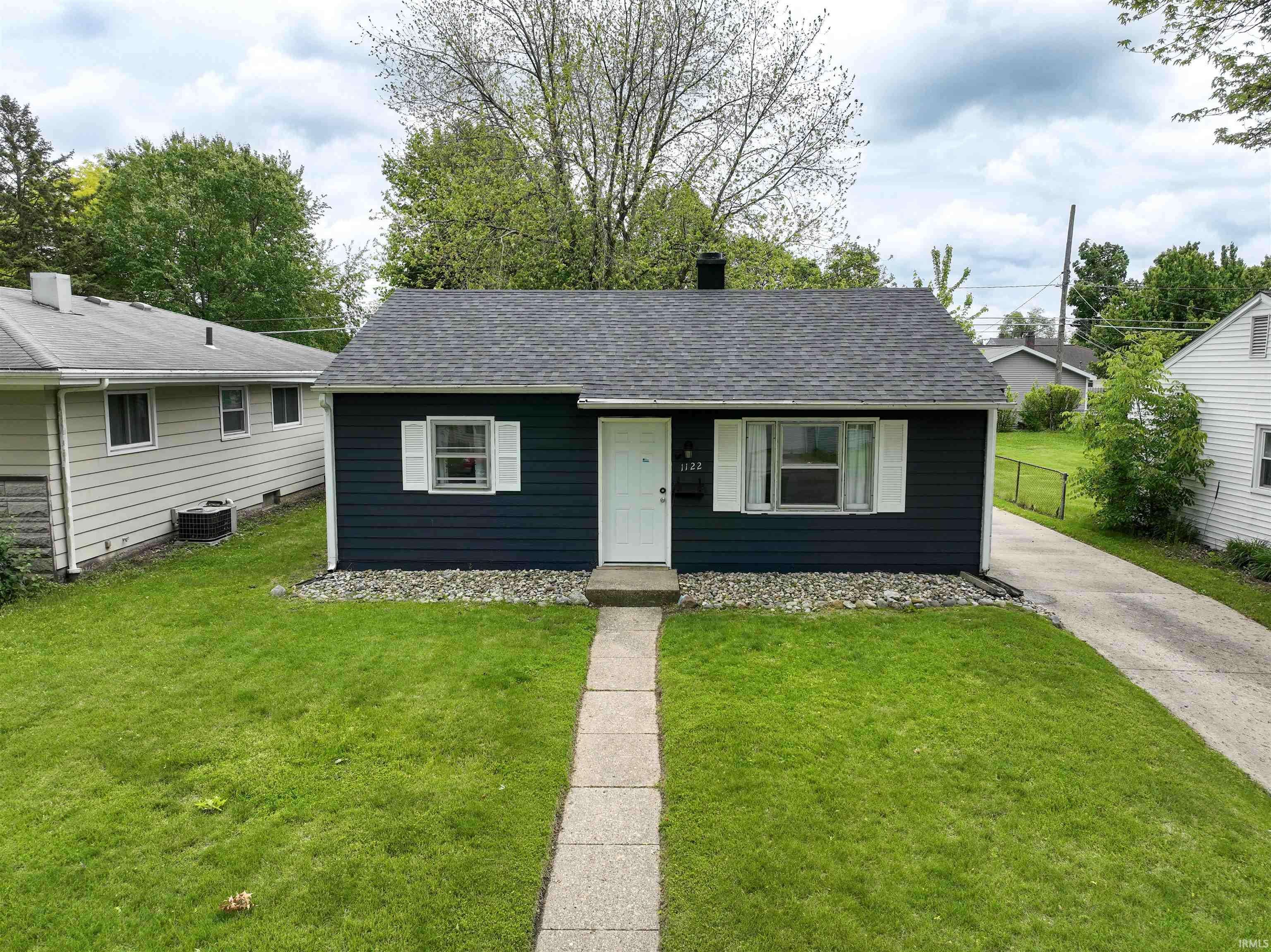 Fort Wayne, IN 46805,1122 Curdes Avenue