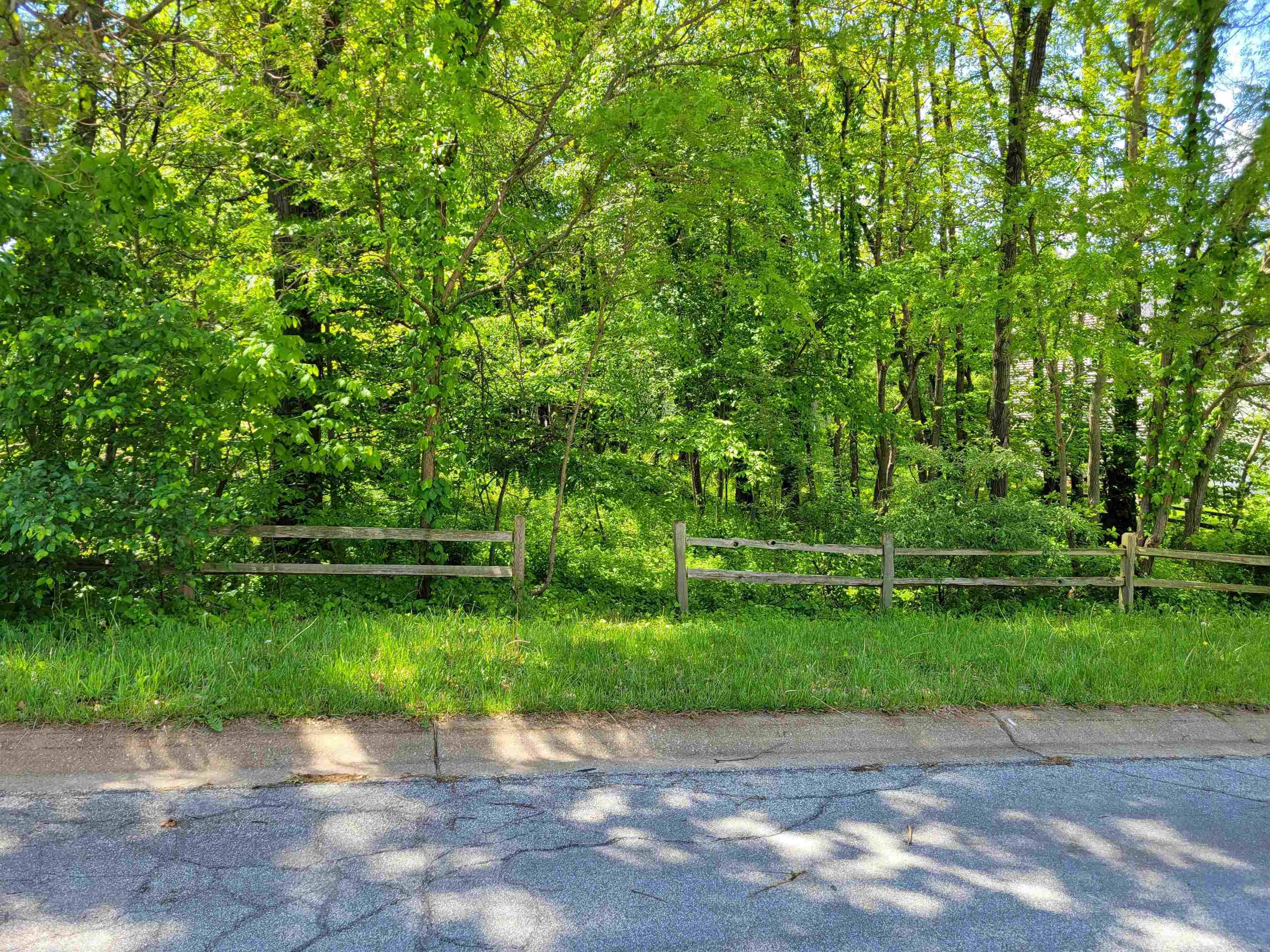 New Carlisle, IN 46552,312 Tiger Court #8